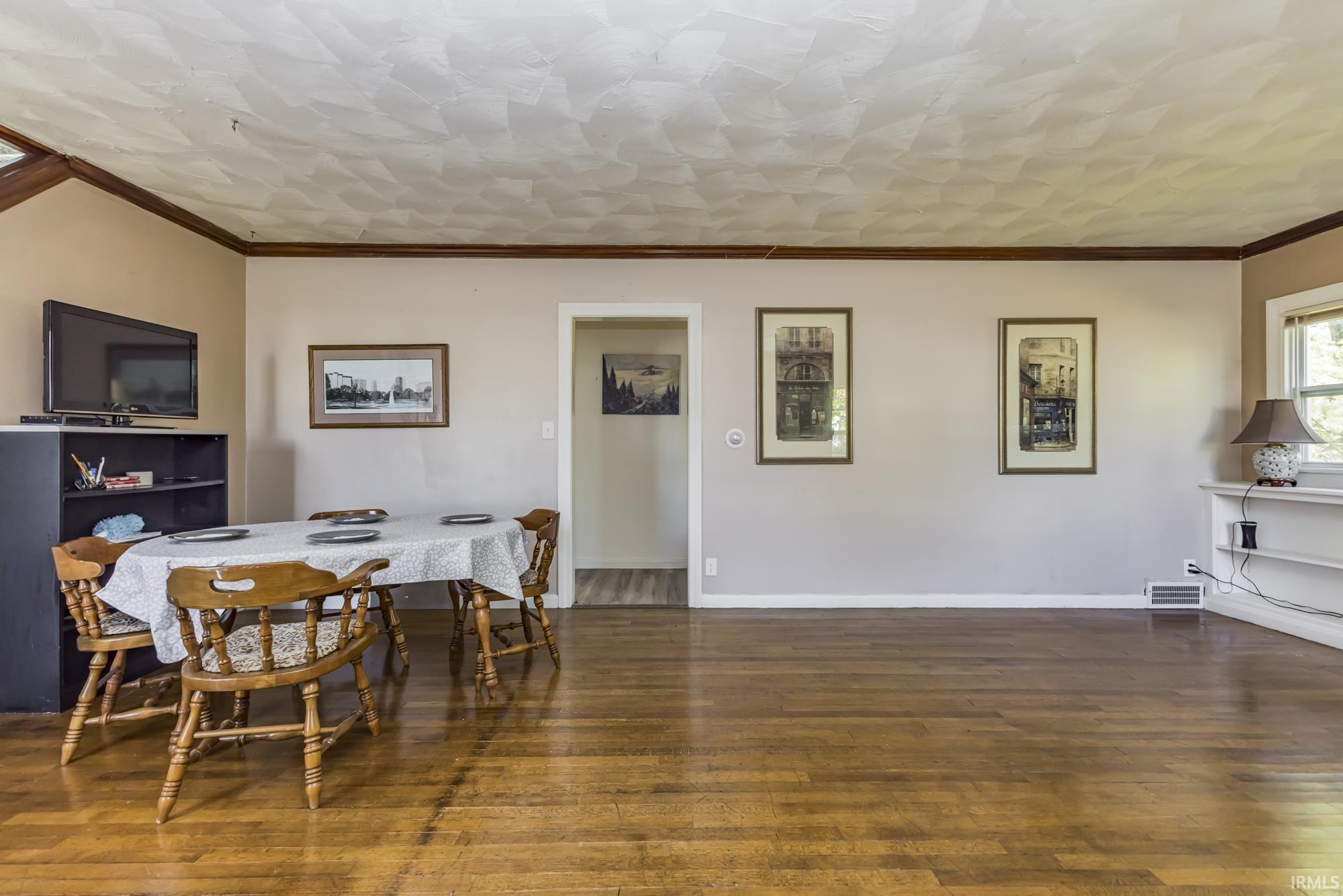 4522 S Calhoun Street