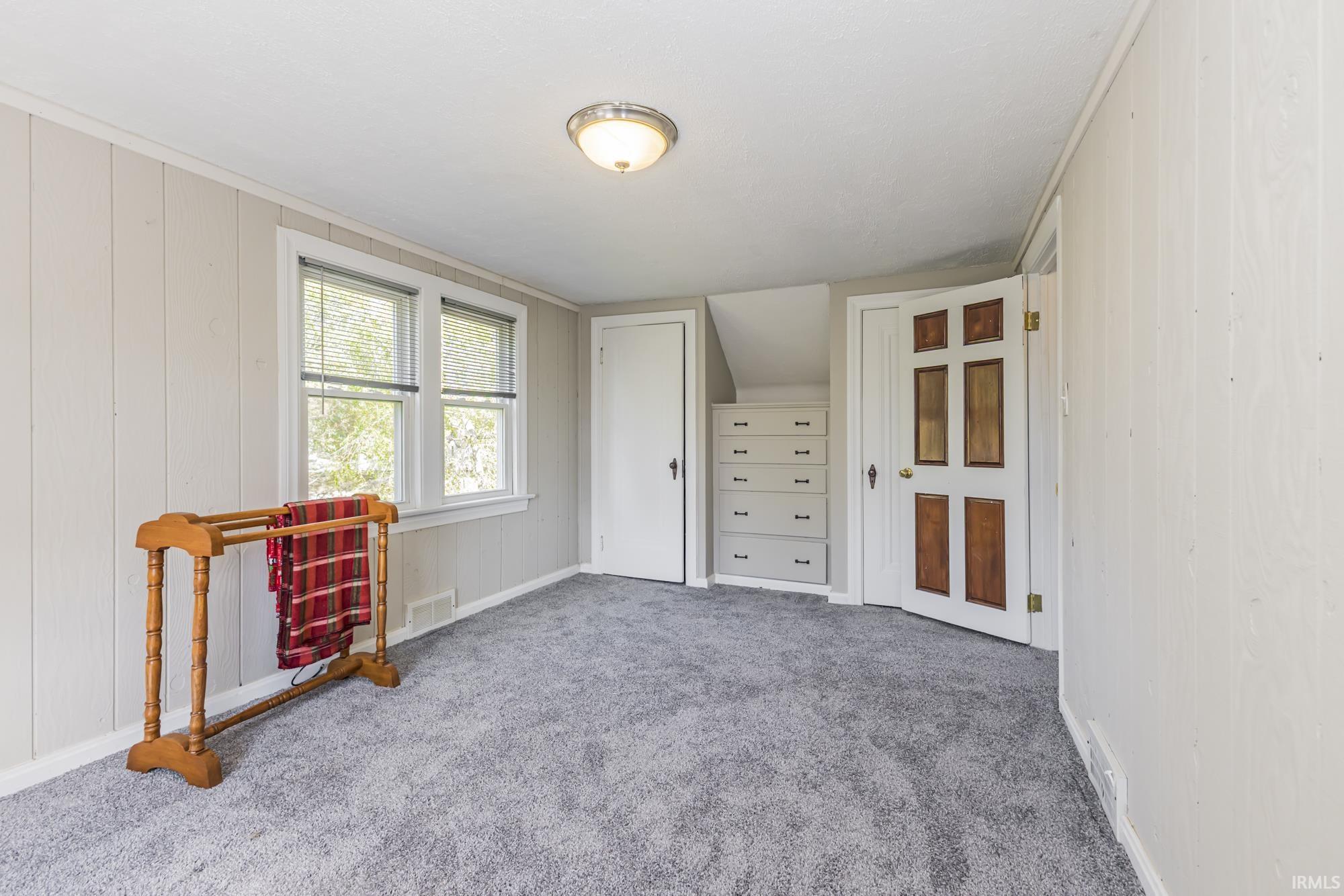 4522 S Calhoun Street