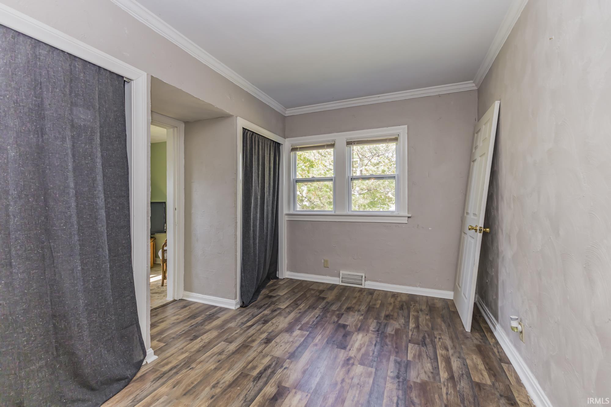 4522 S Calhoun Street