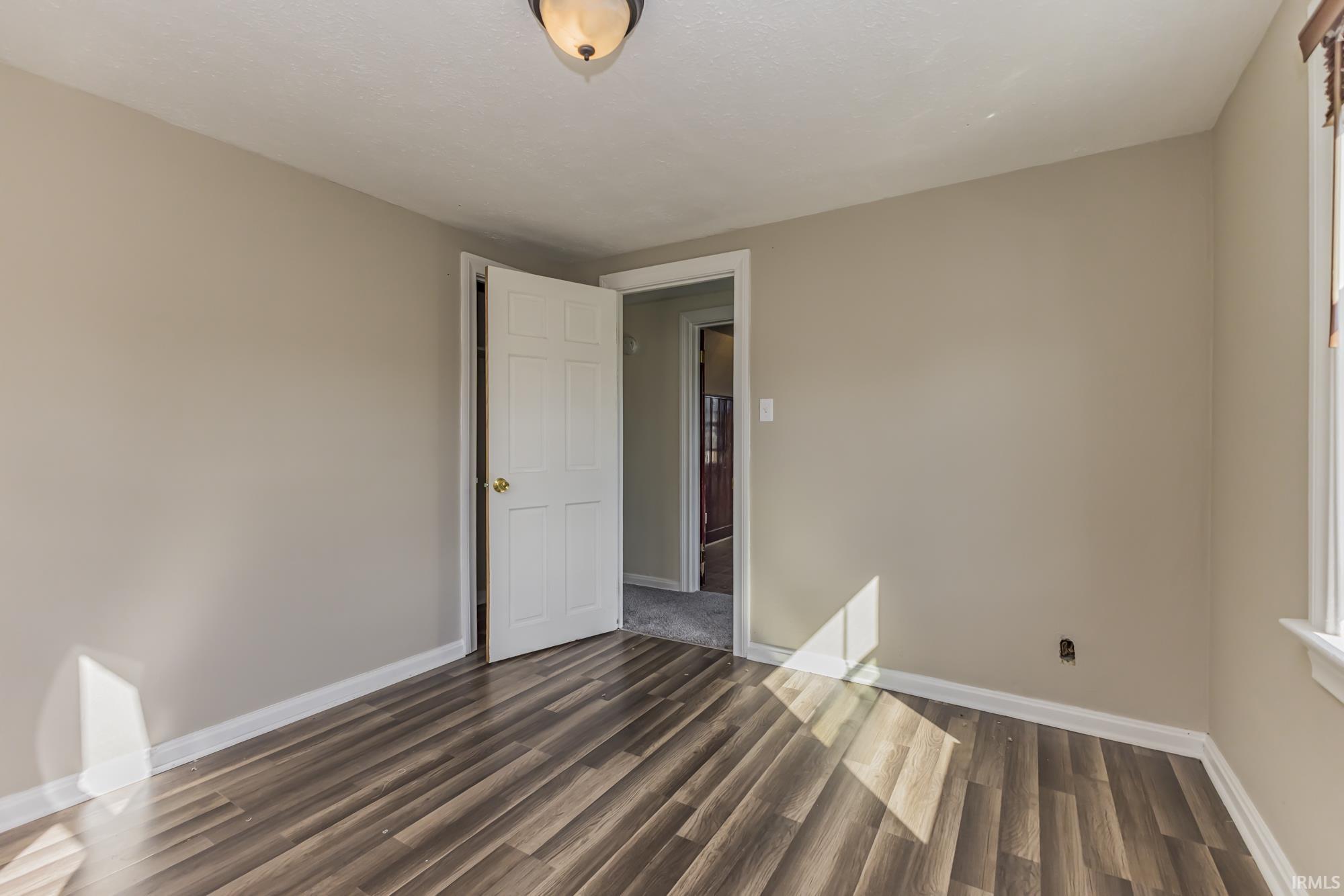 4522 S Calhoun Street