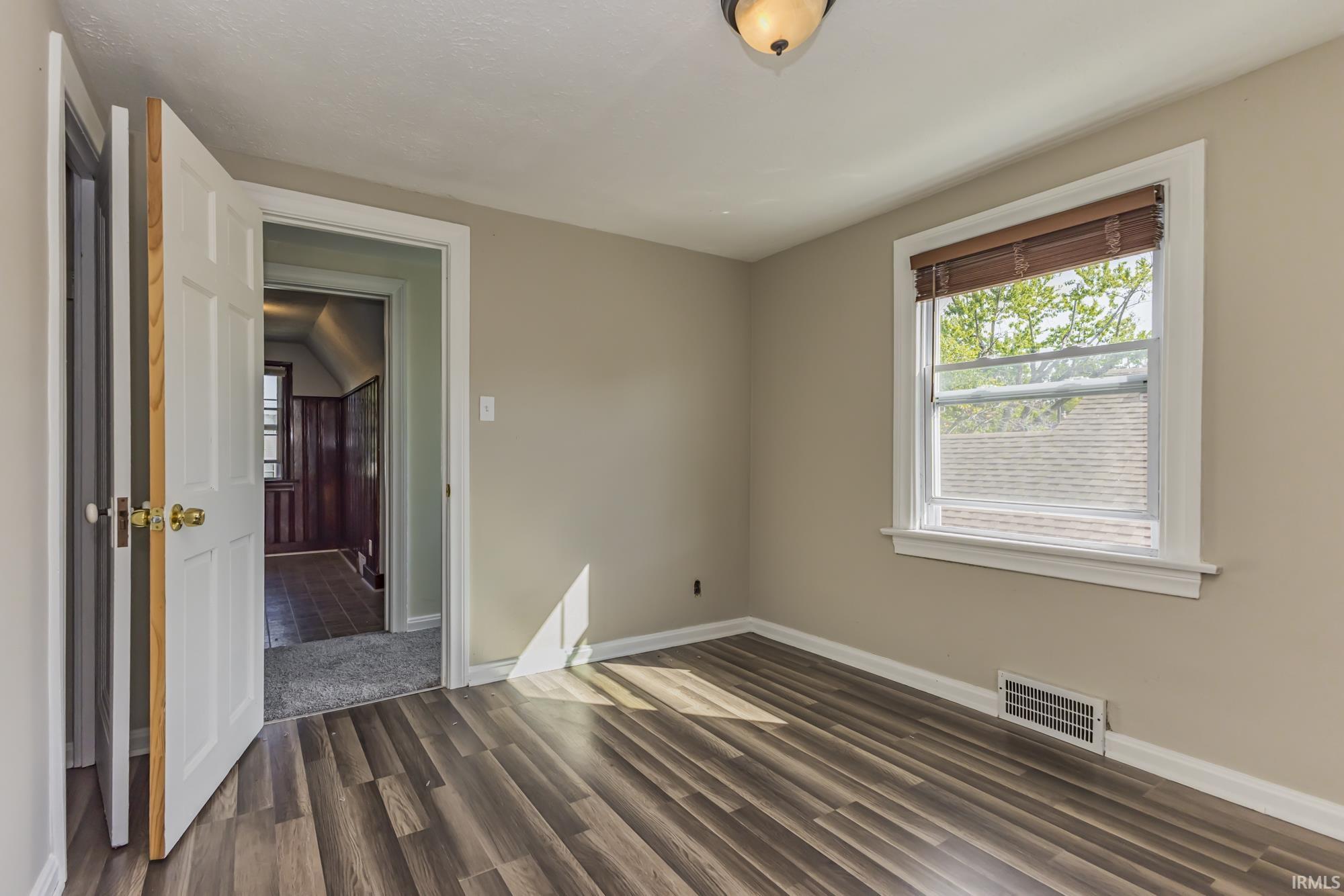 4522 S Calhoun Street