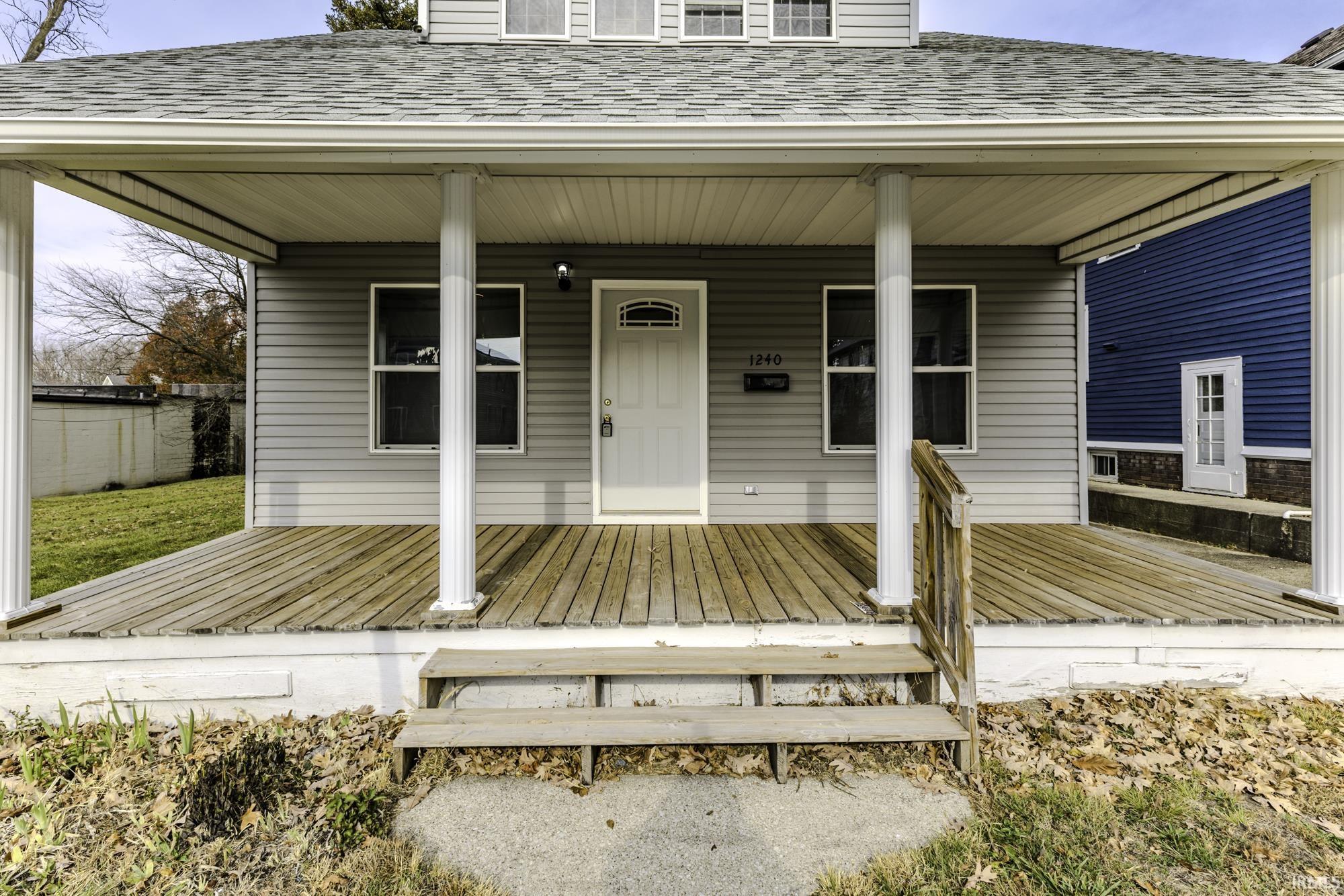 1240 Kinsmoor Avenue