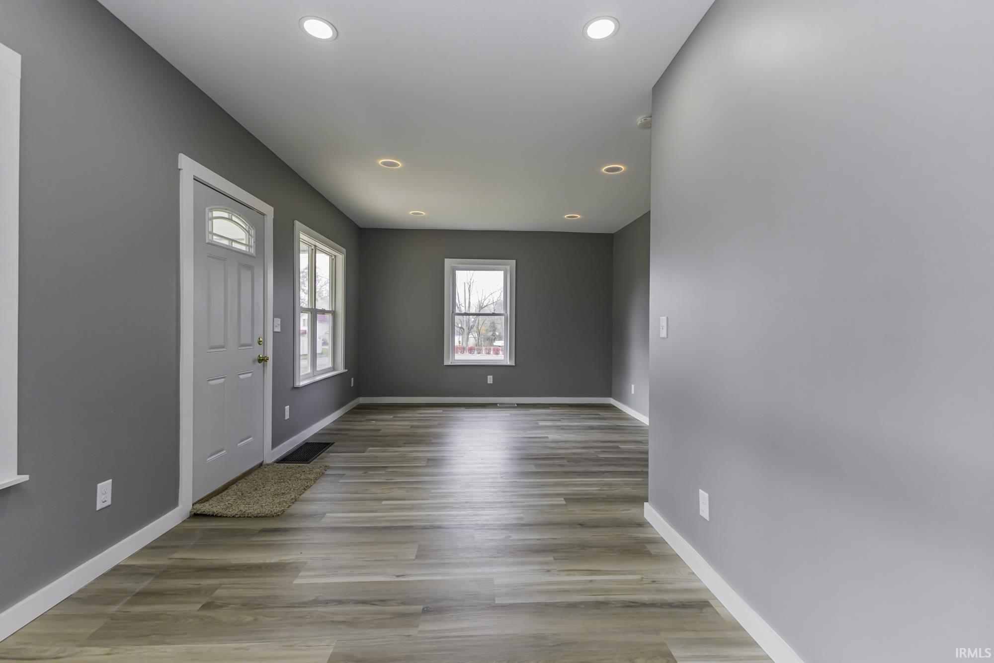 1240 Kinsmoor Avenue