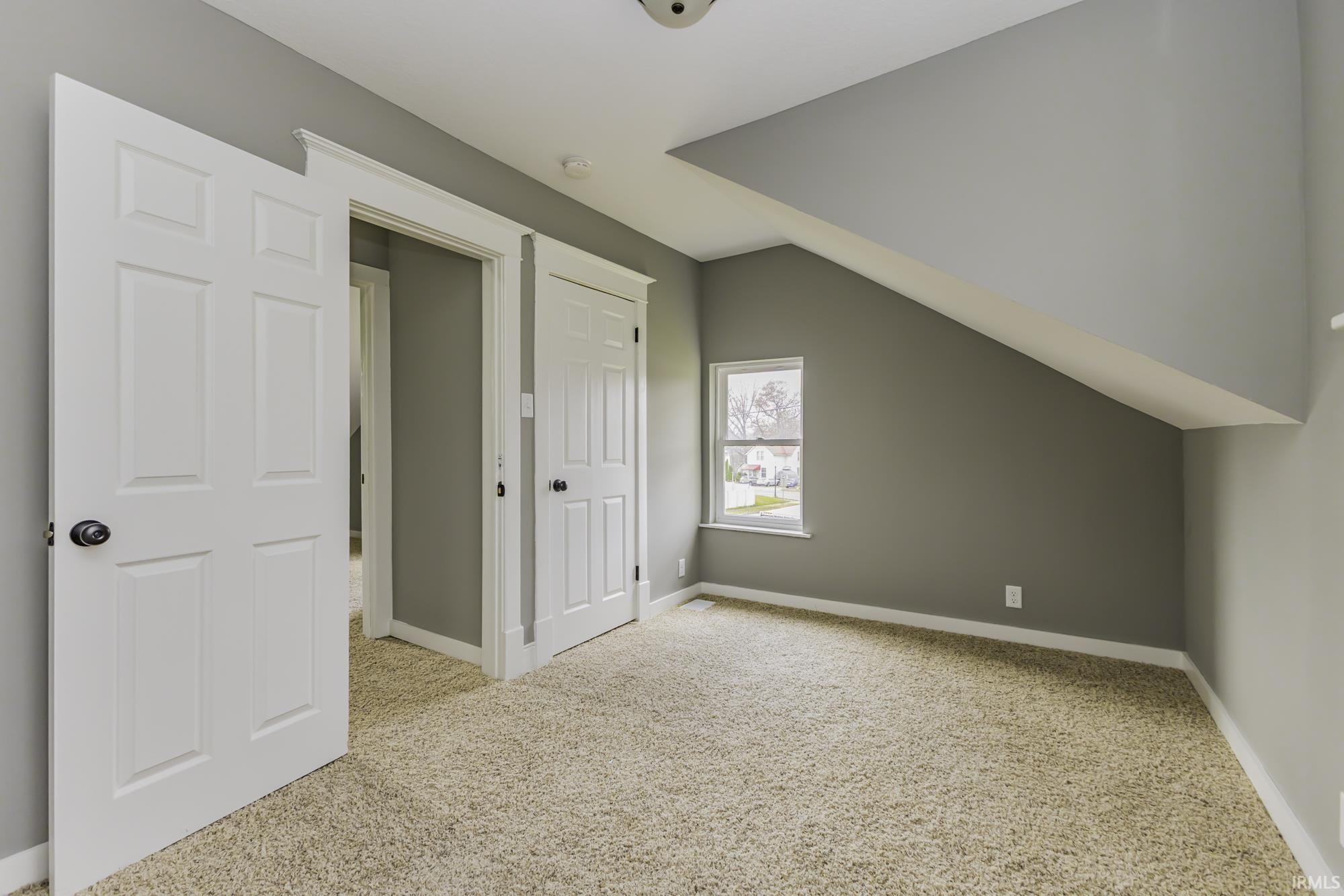 1240 Kinsmoor Avenue