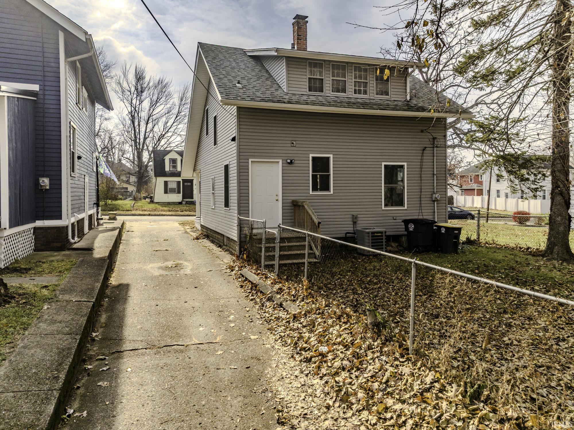 1240 Kinsmoor Avenue