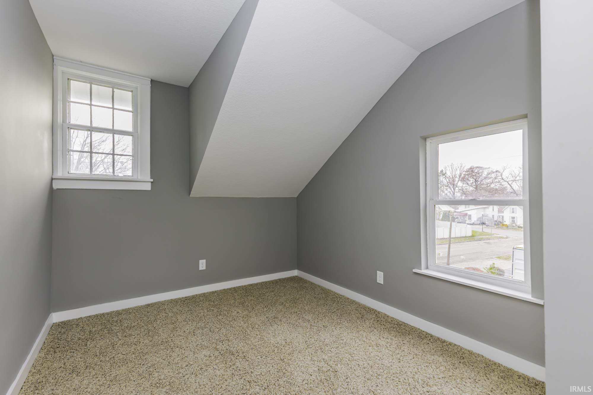 1240 Kinsmoor Avenue