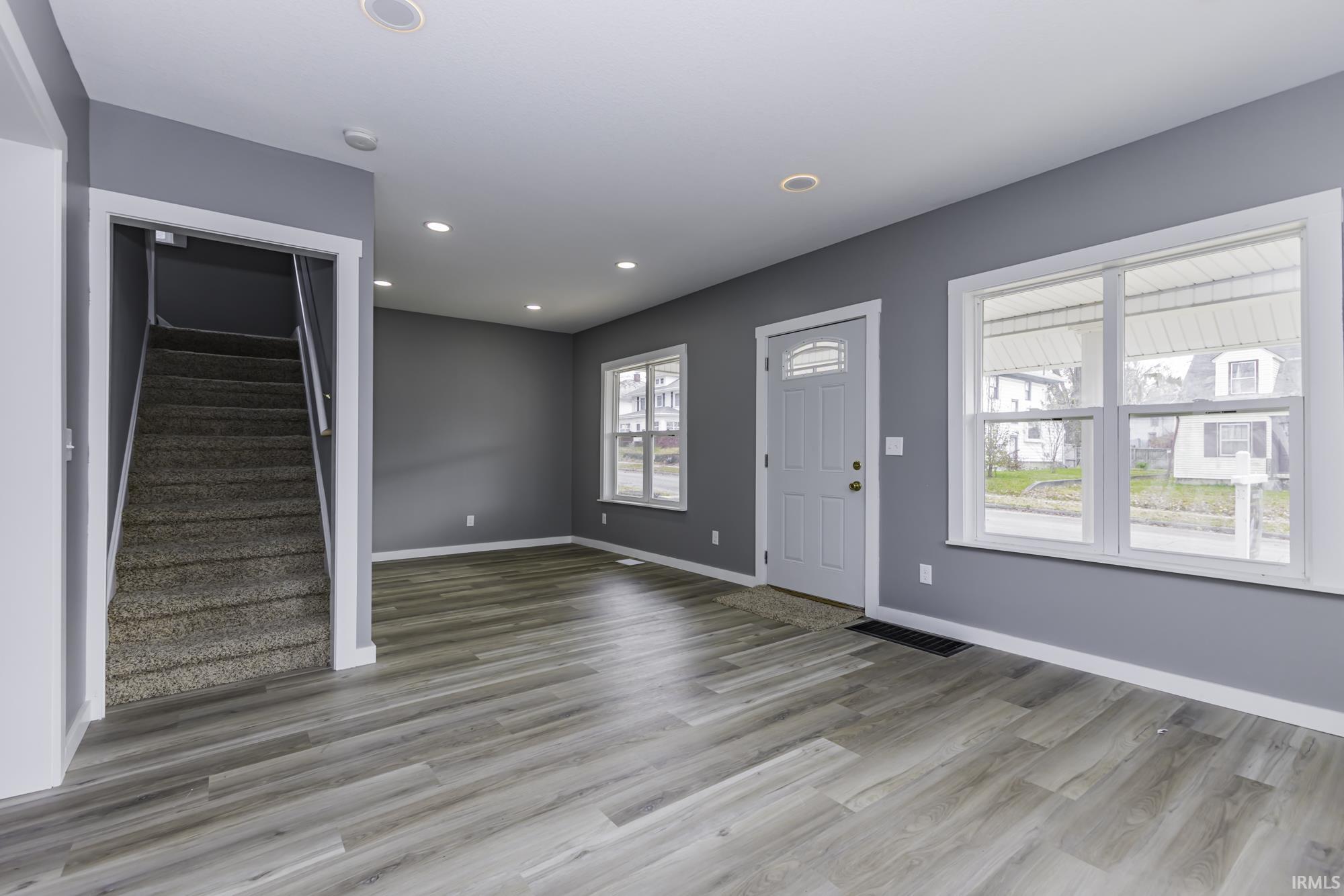 1240 Kinsmoor Avenue