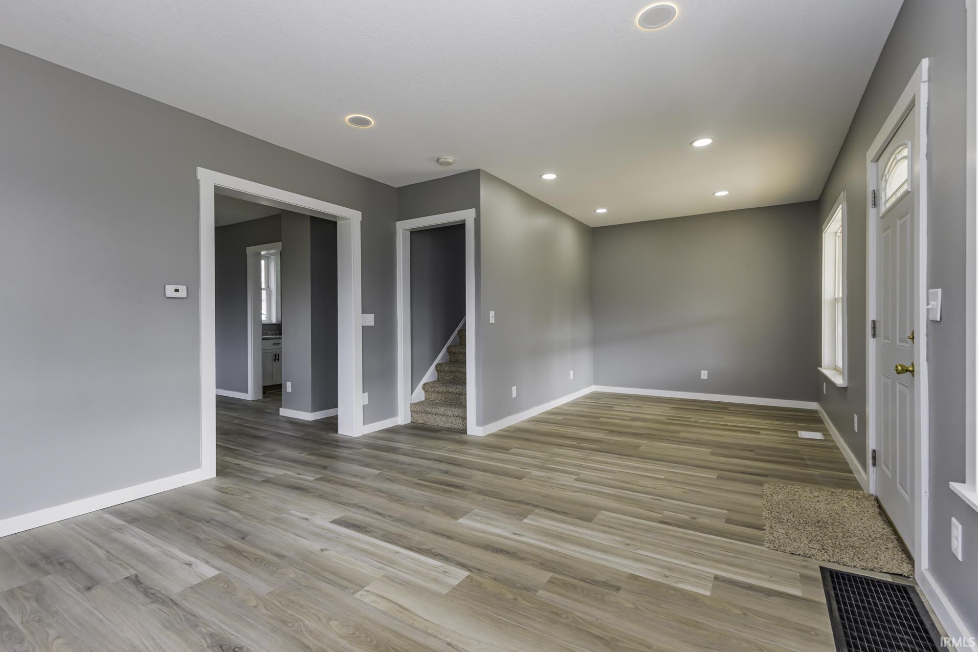 1240 Kinsmoor Avenue