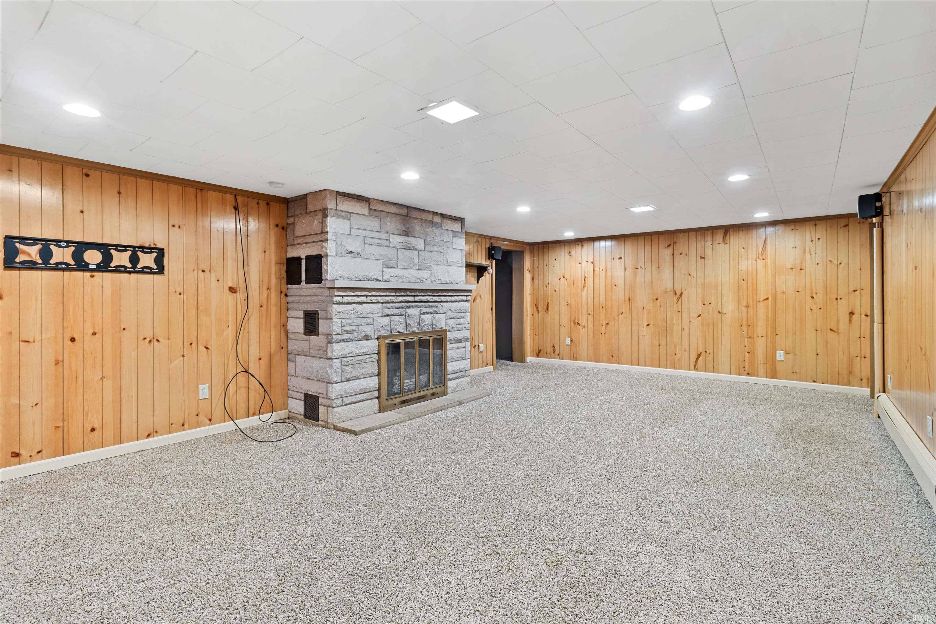 8324 Waterswolde Lane