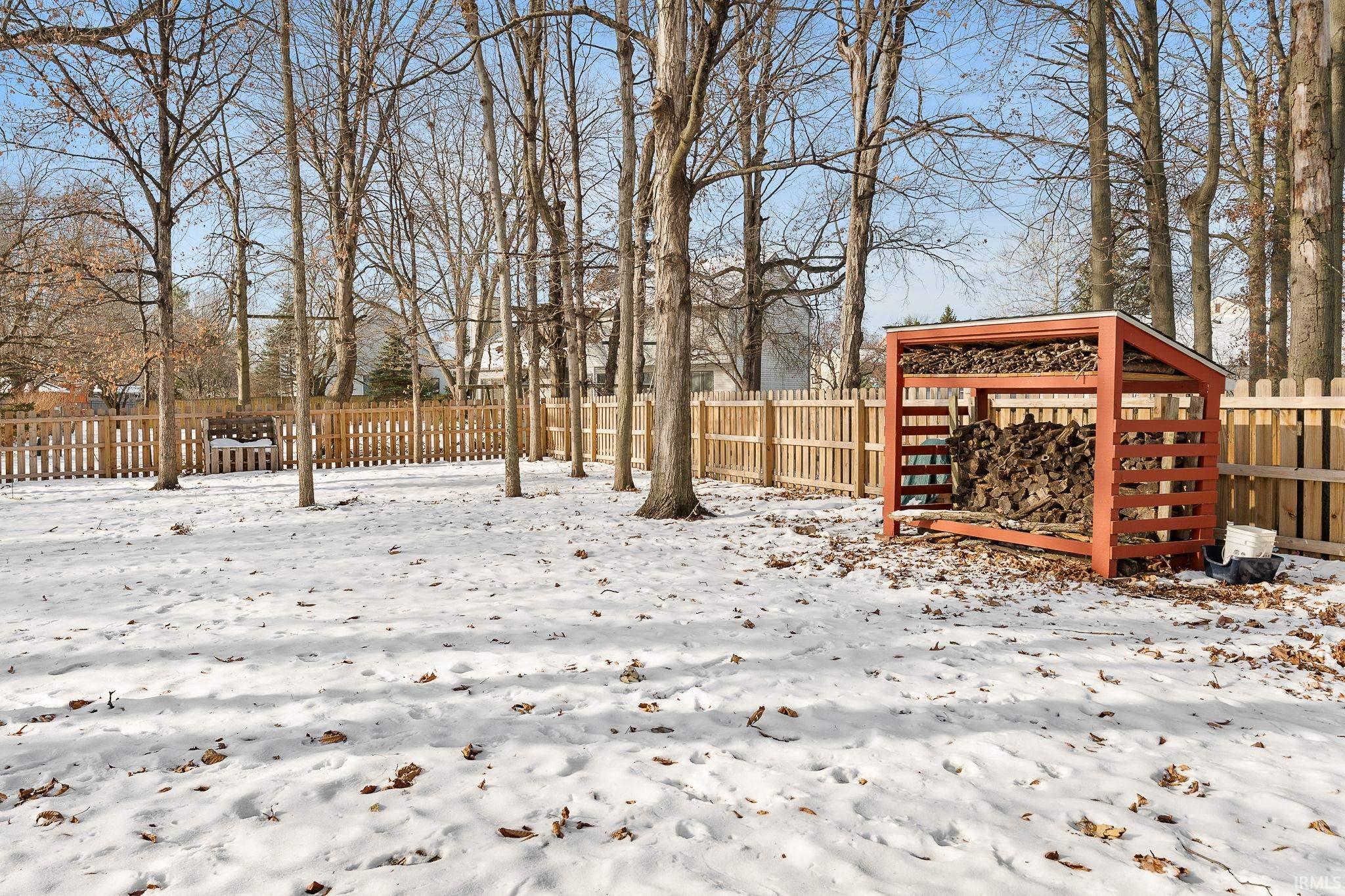 3611 Deer Cove