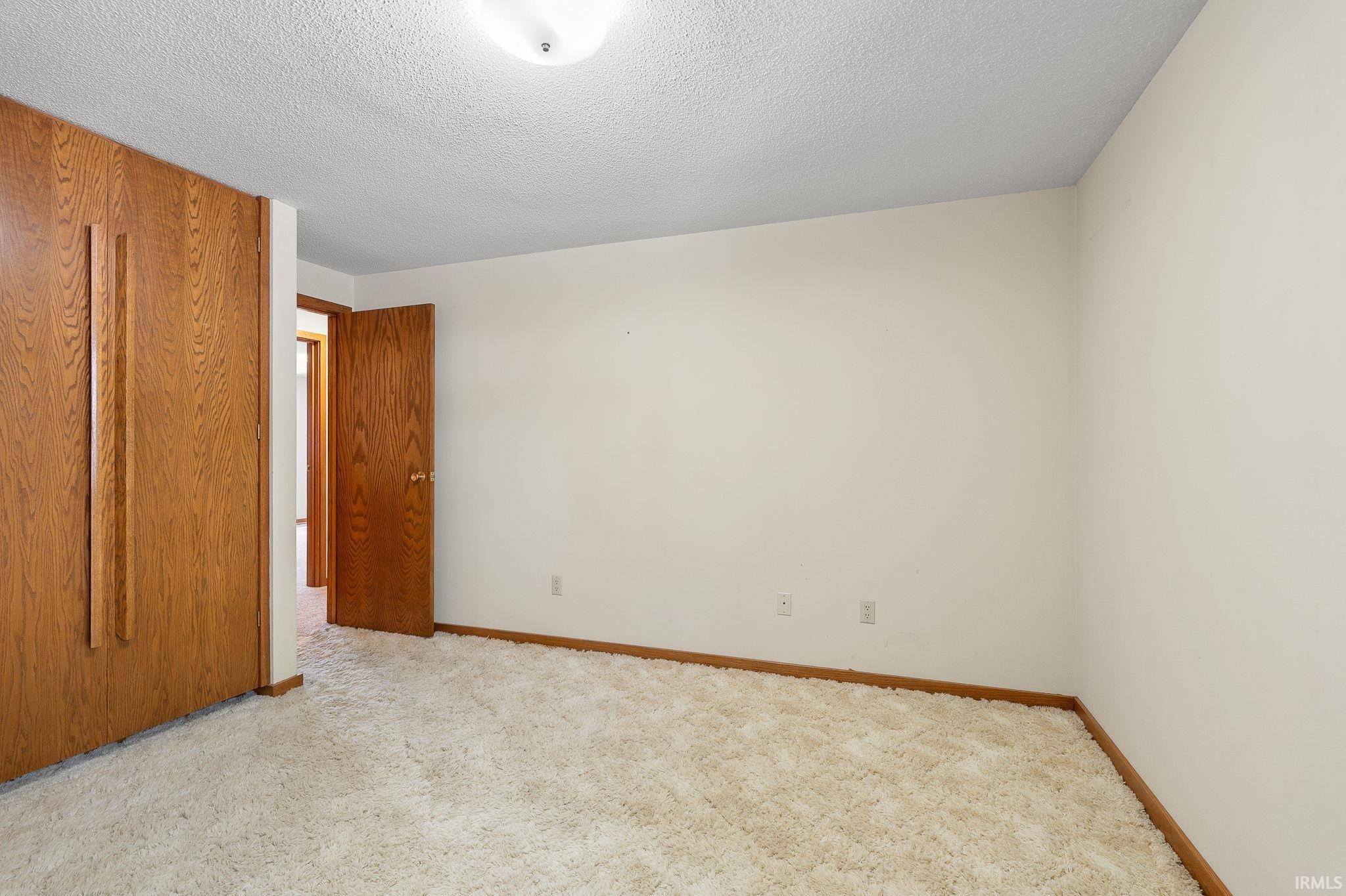 3611 Deer Cove