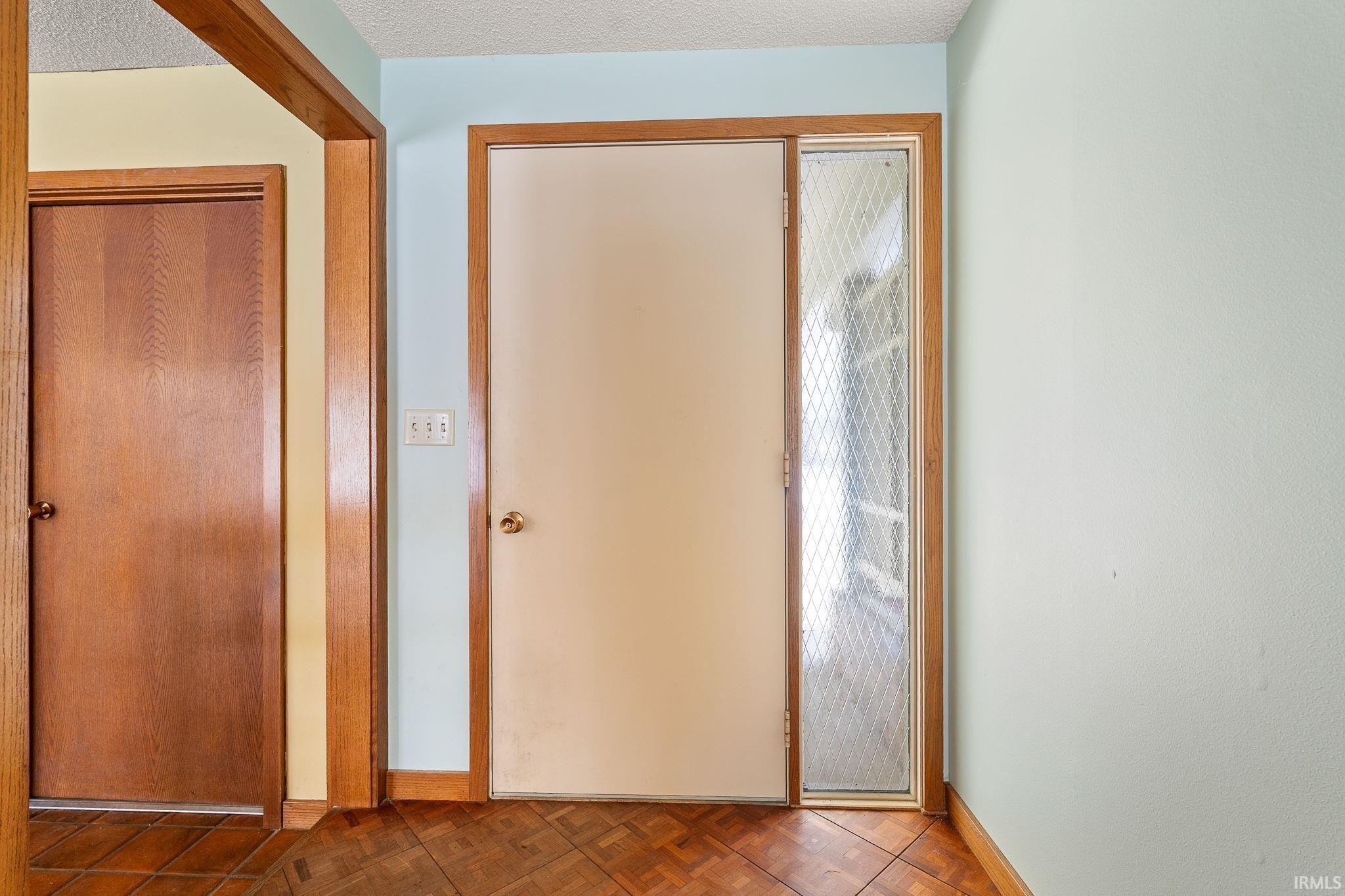 3611 Deer Cove