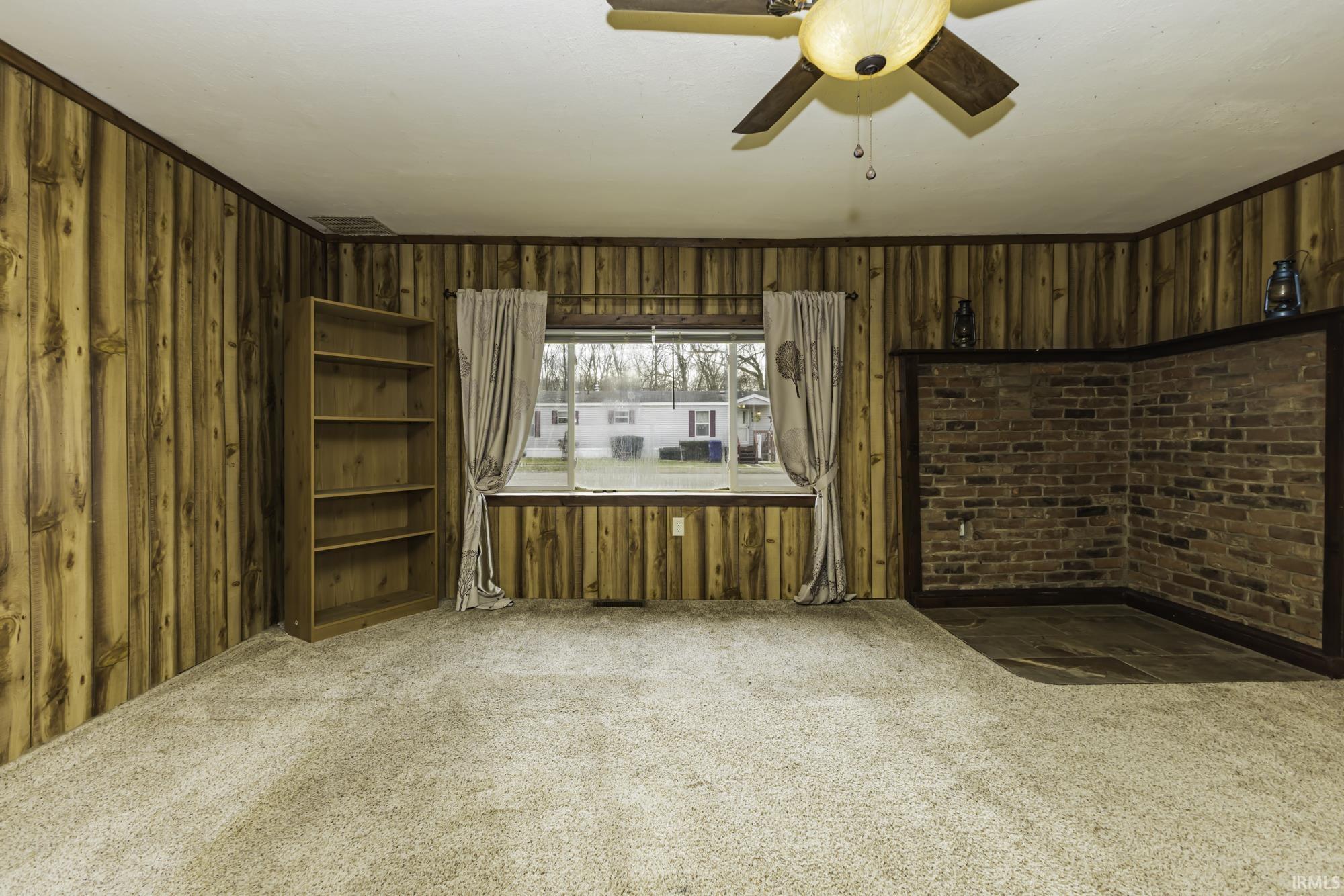 501 E Sycamore Street