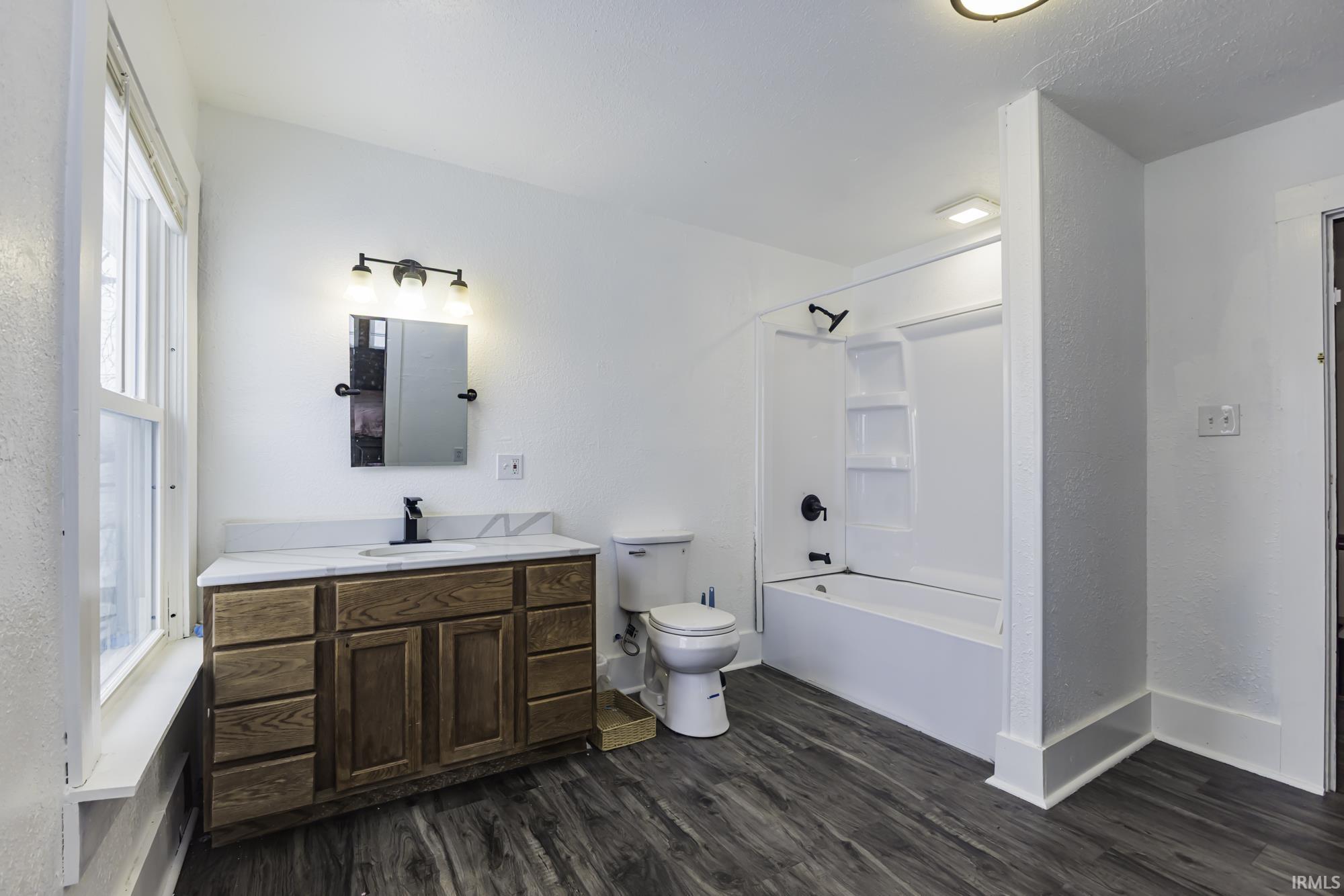 3910 E Bellefontaine Road