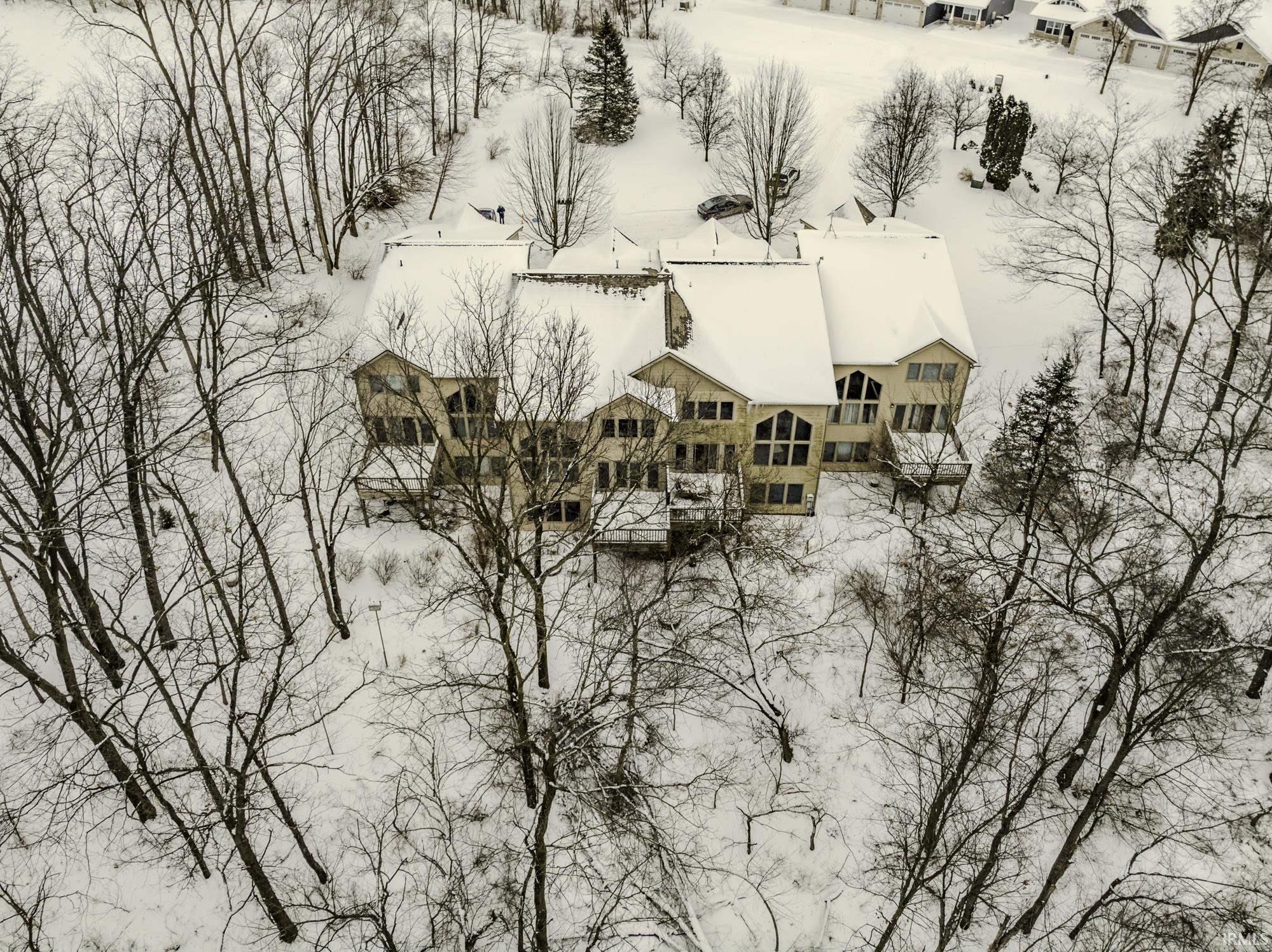 35 LN 520B Lake James Lane Unit: 3