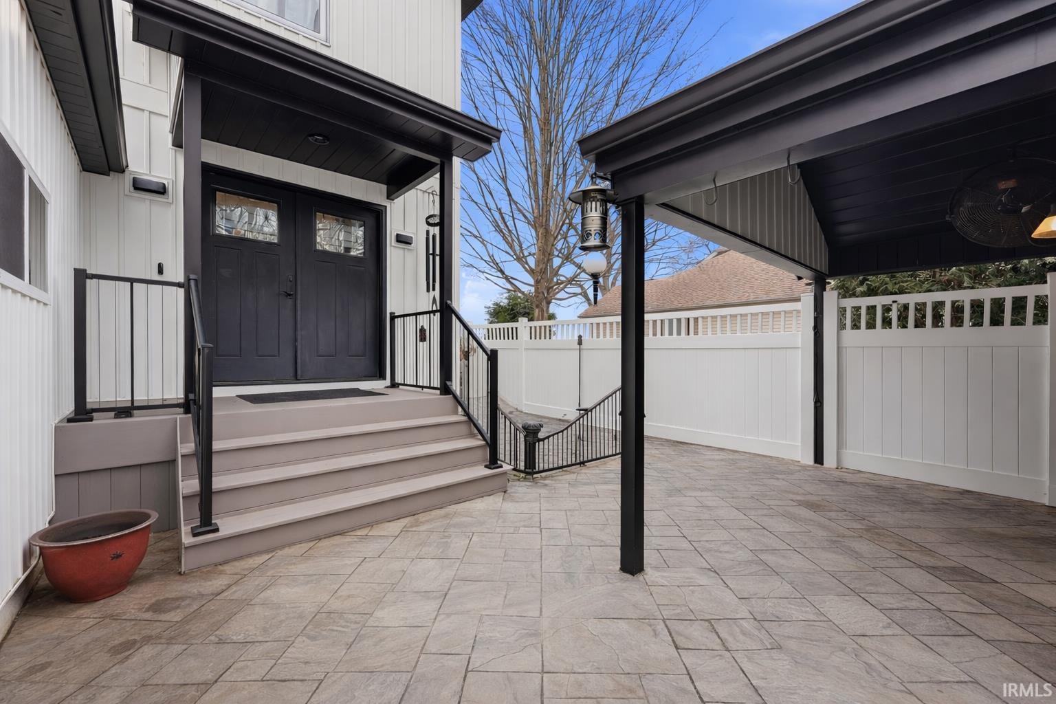 1255 Lane 280 Hamilton Lake