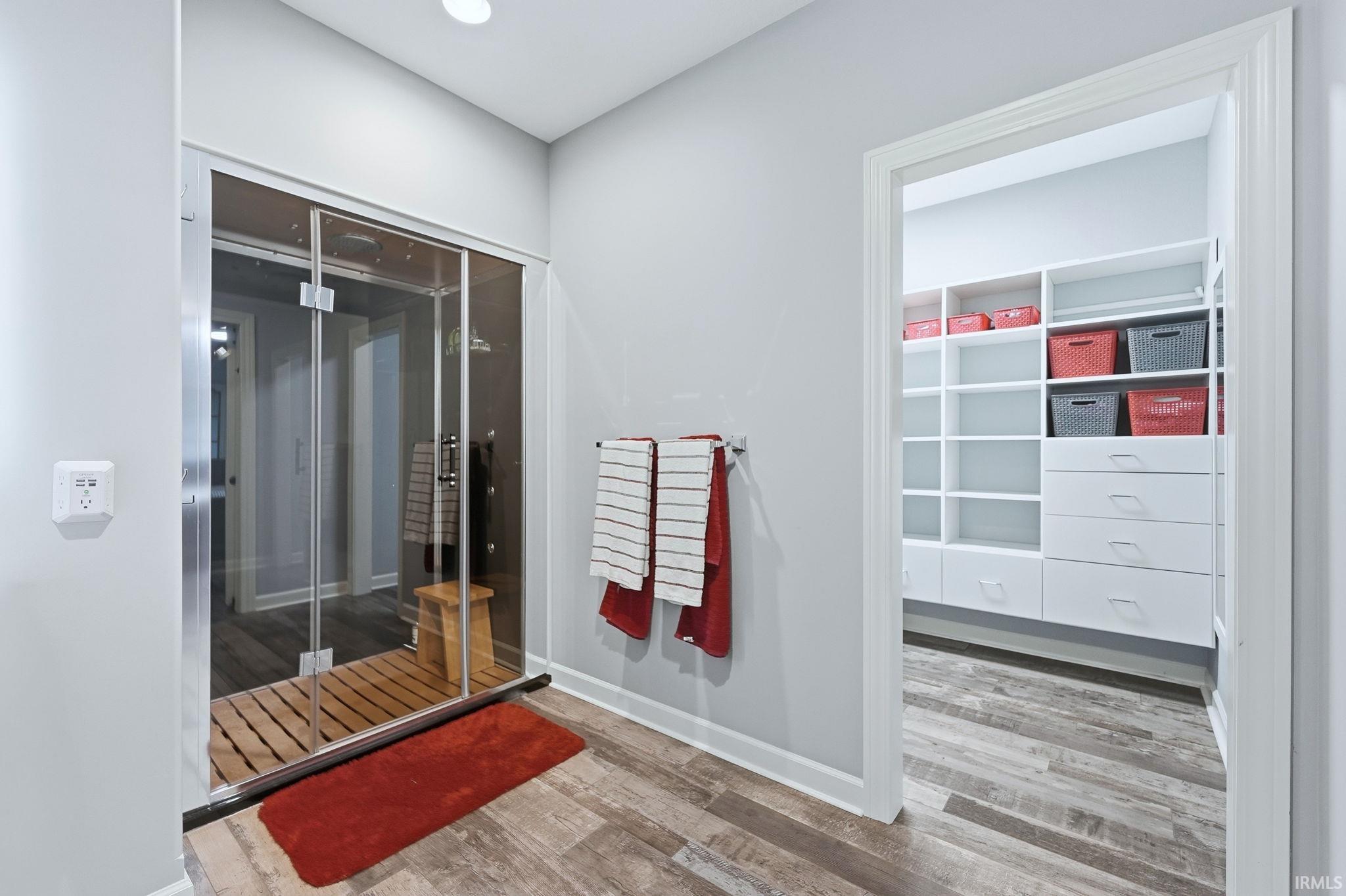 1255 Lane 280 Hamilton Lake