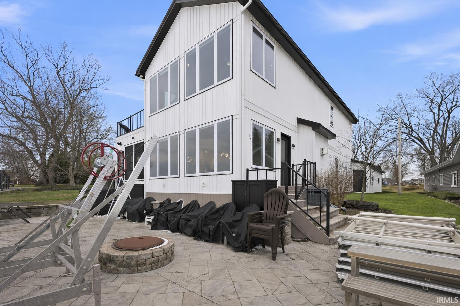 1255 Lane 280 Hamilton Lake