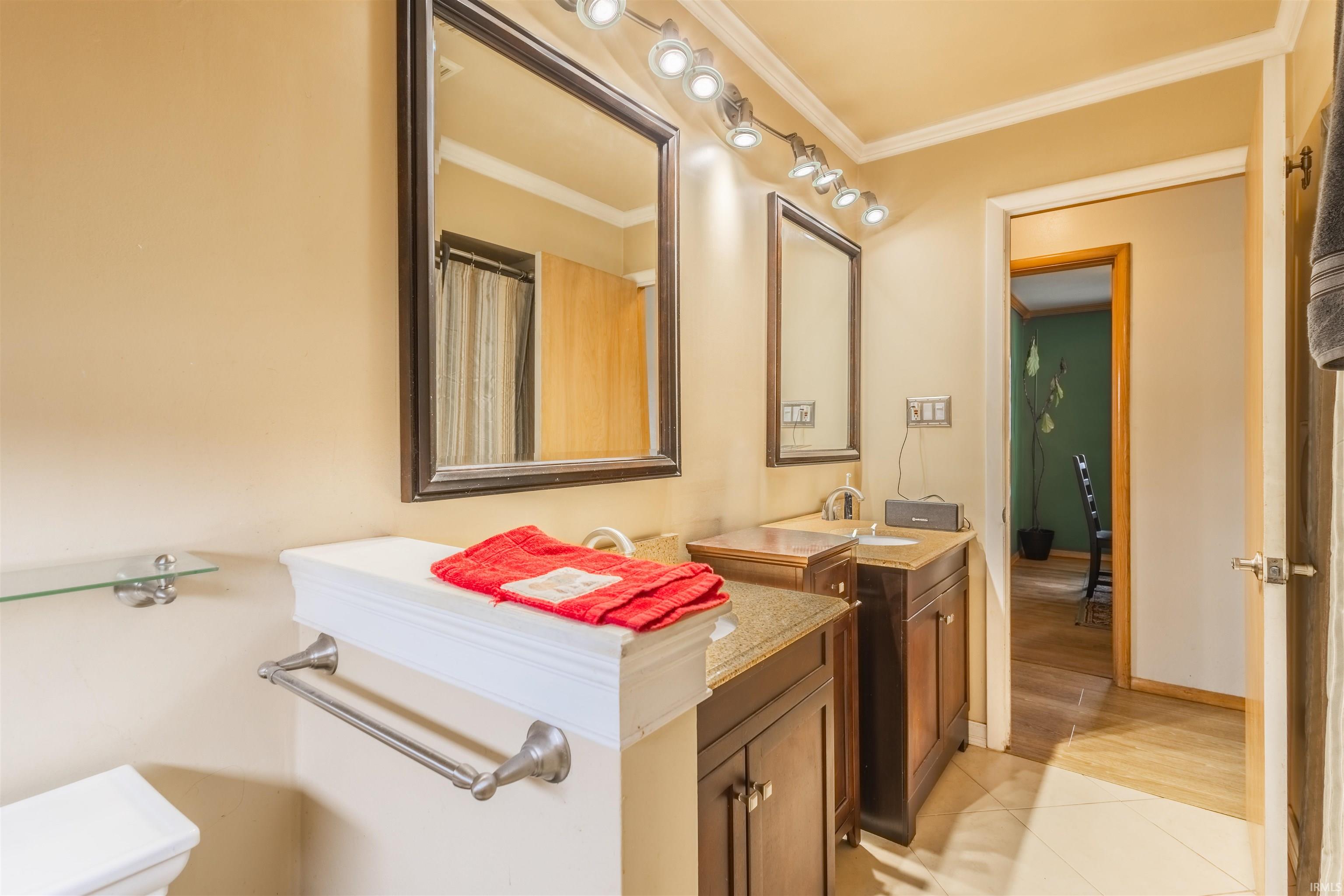 5732 Meadowbrook Drive