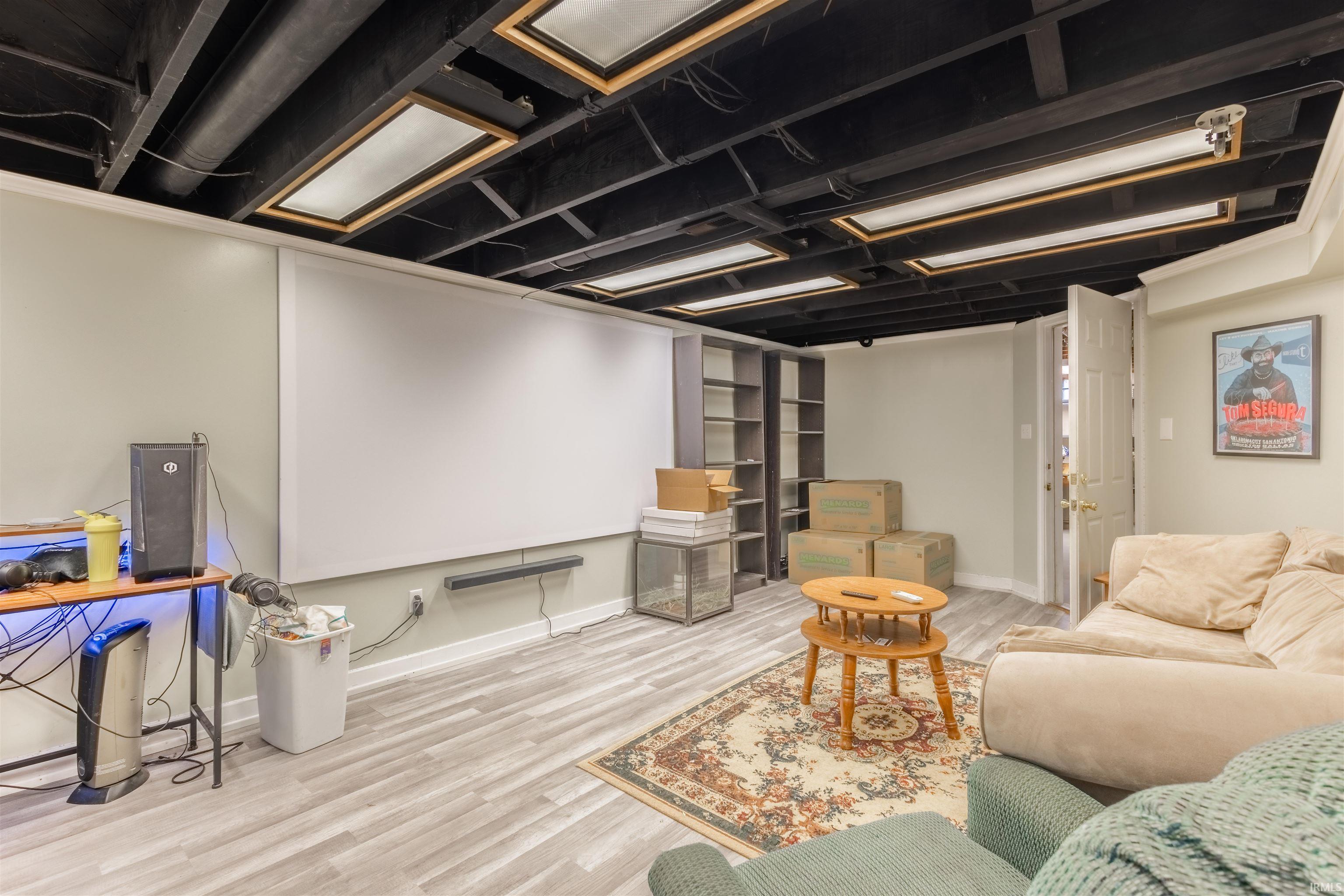 5732 Meadowbrook Drive