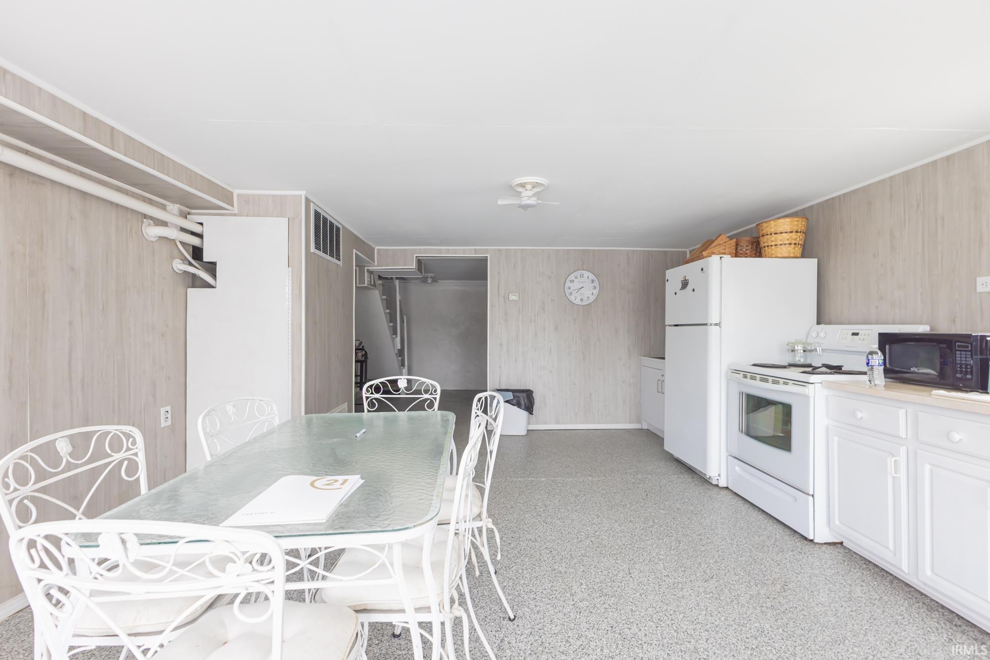 2000 LN 120 Hamilton Lake