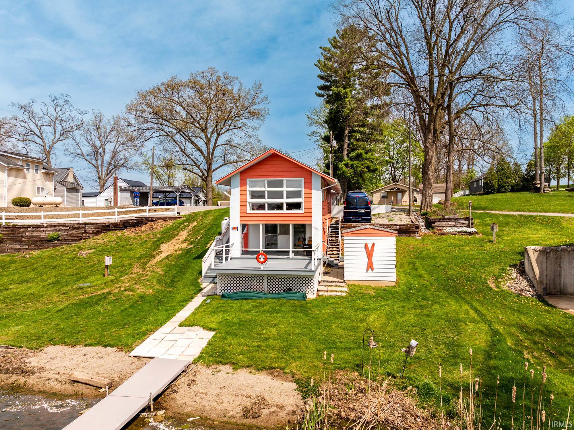 2000 LN 120 Hamilton Lake