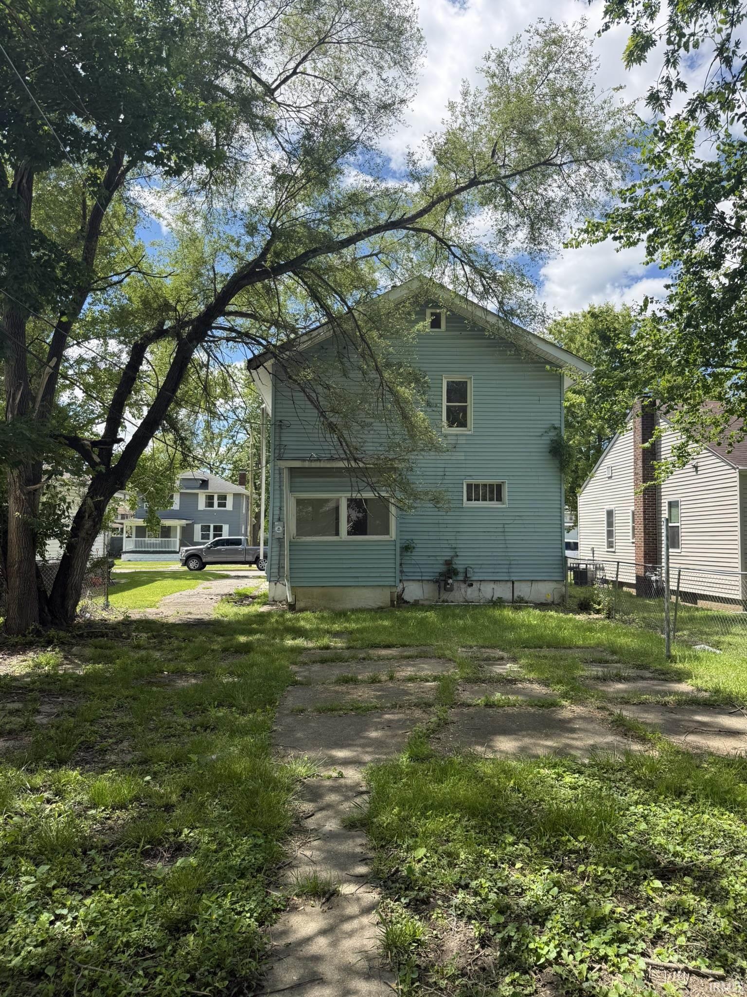 3105 central Drive