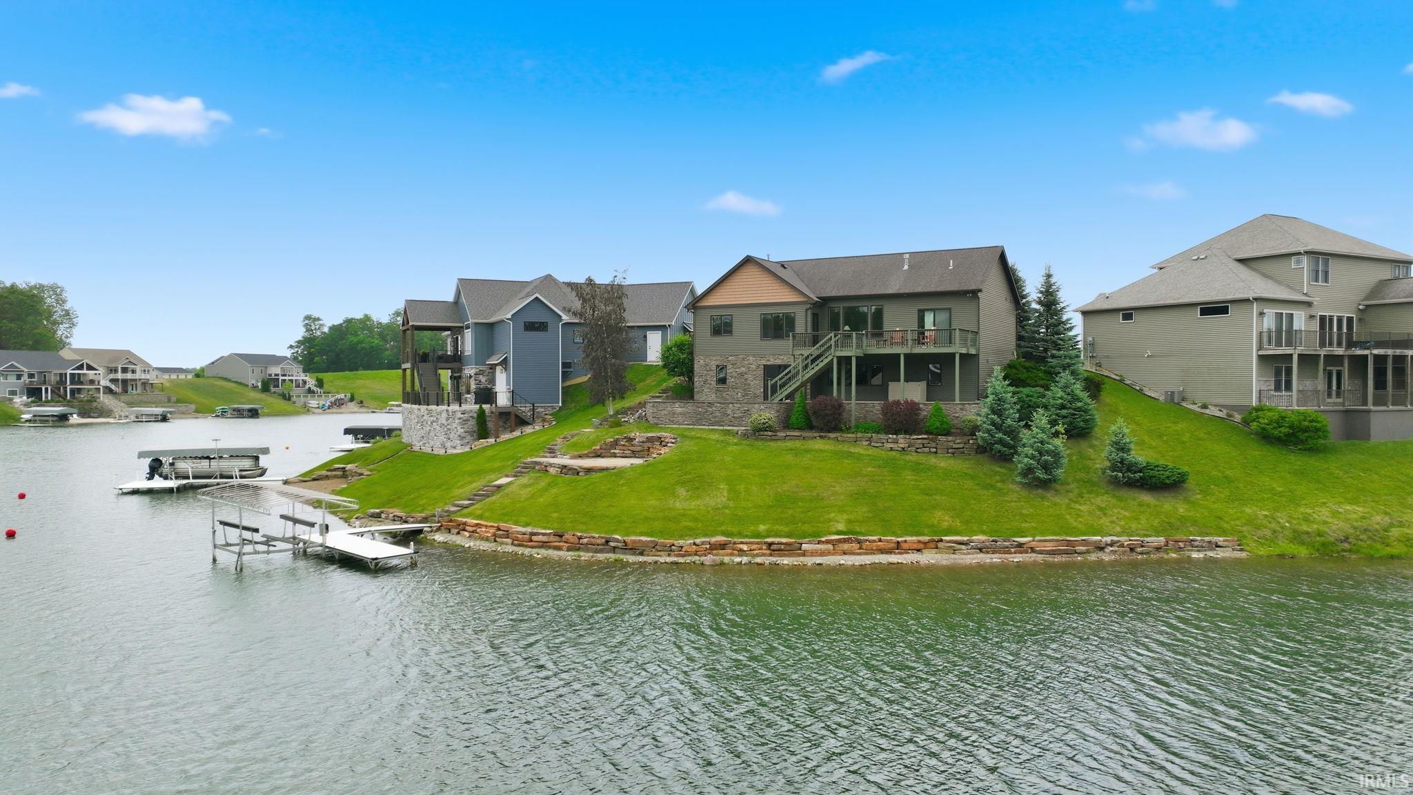 215 282B Hamilton Lake Lane