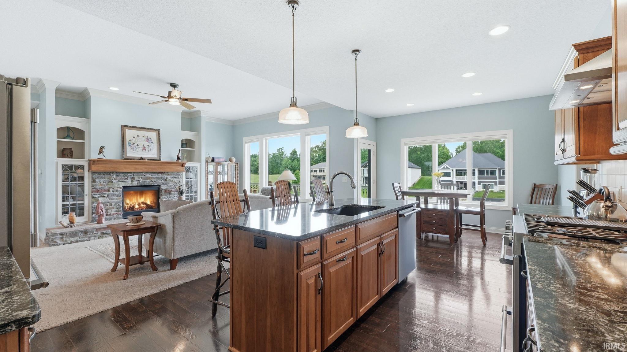 215 282B Hamilton Lake Lane