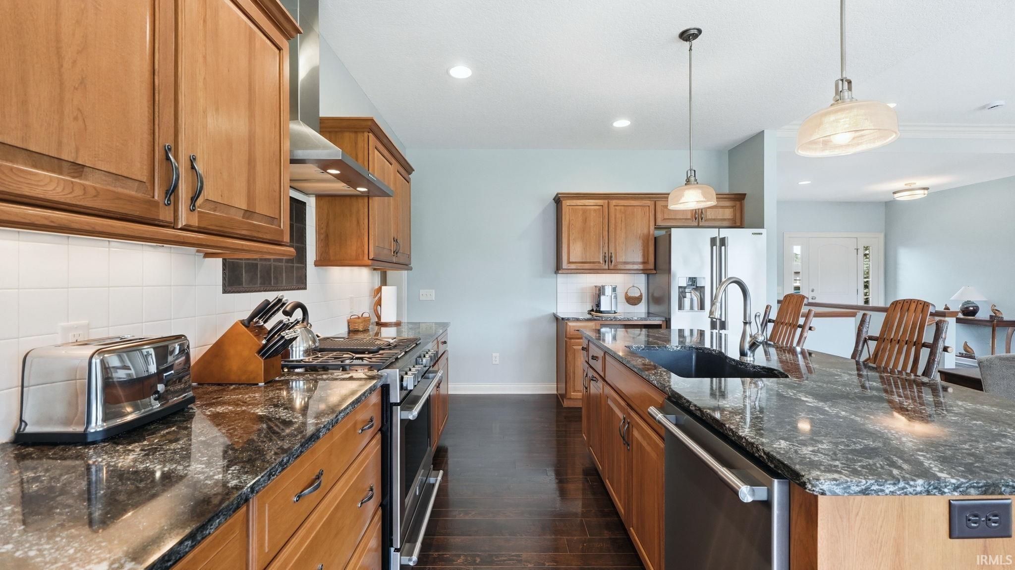 215 282B Hamilton Lake Lane