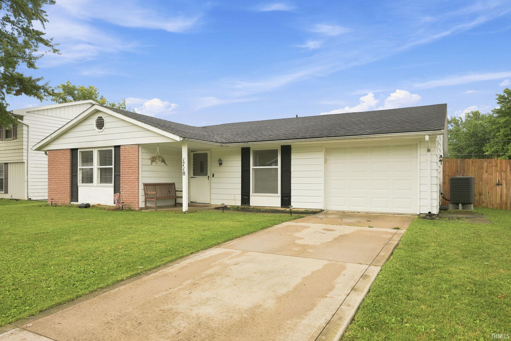 1718 E MacGregor Drive