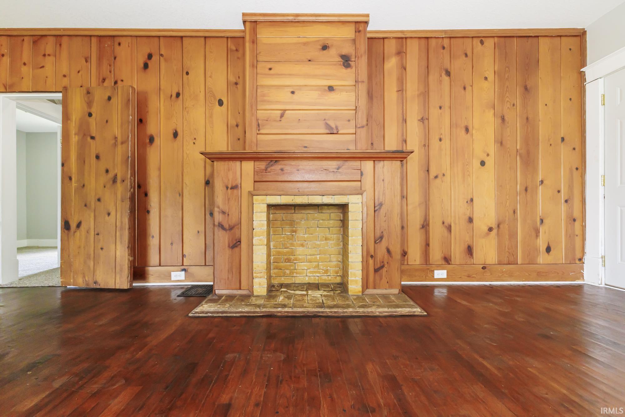 724 E 29th Street