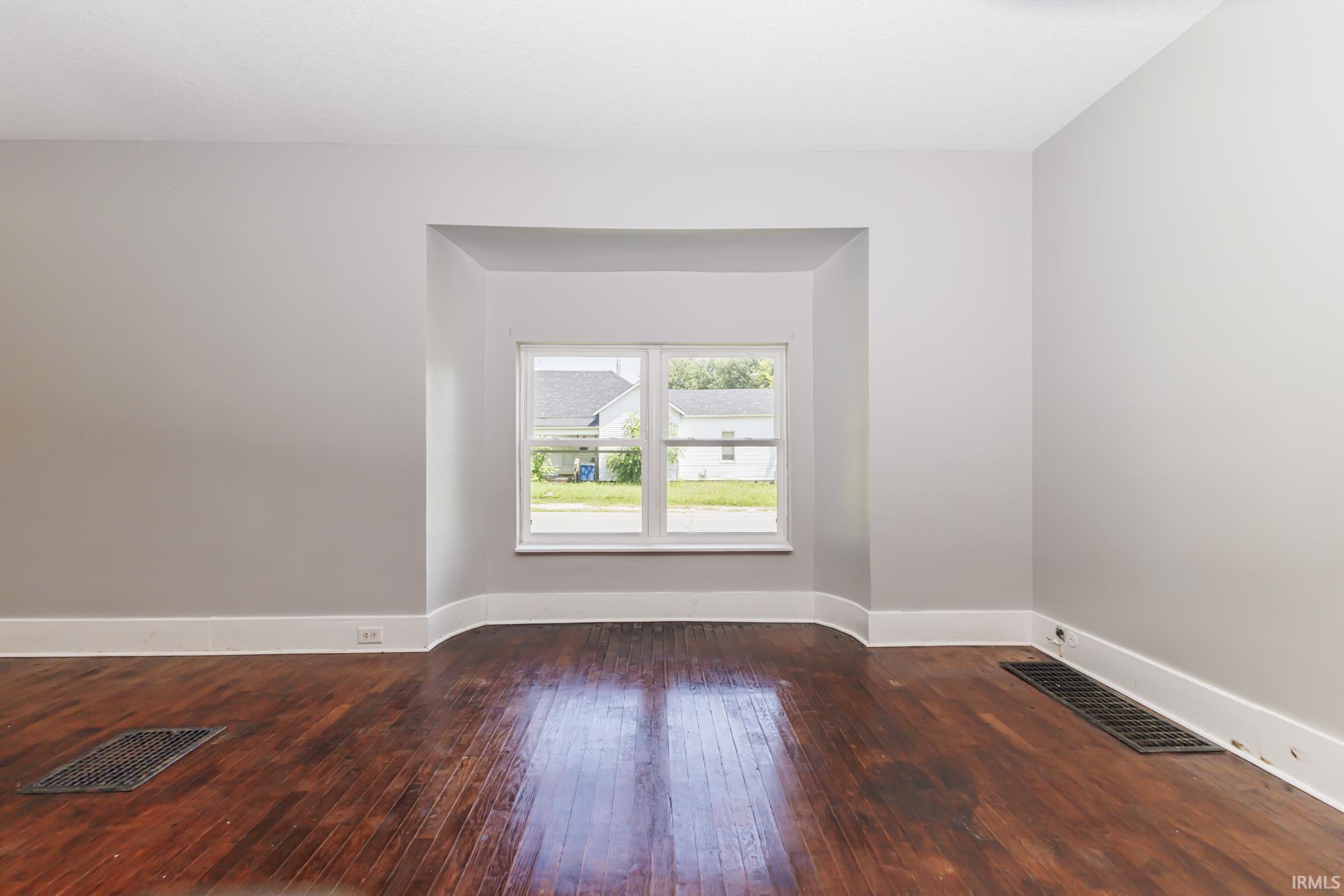724 E 29th Street