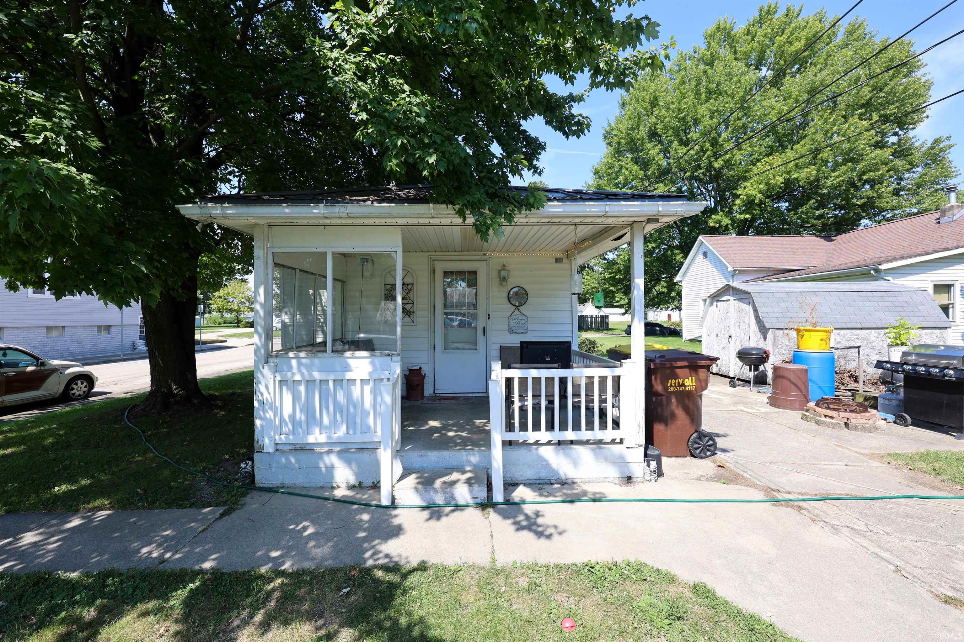 1128 W Cherry Street