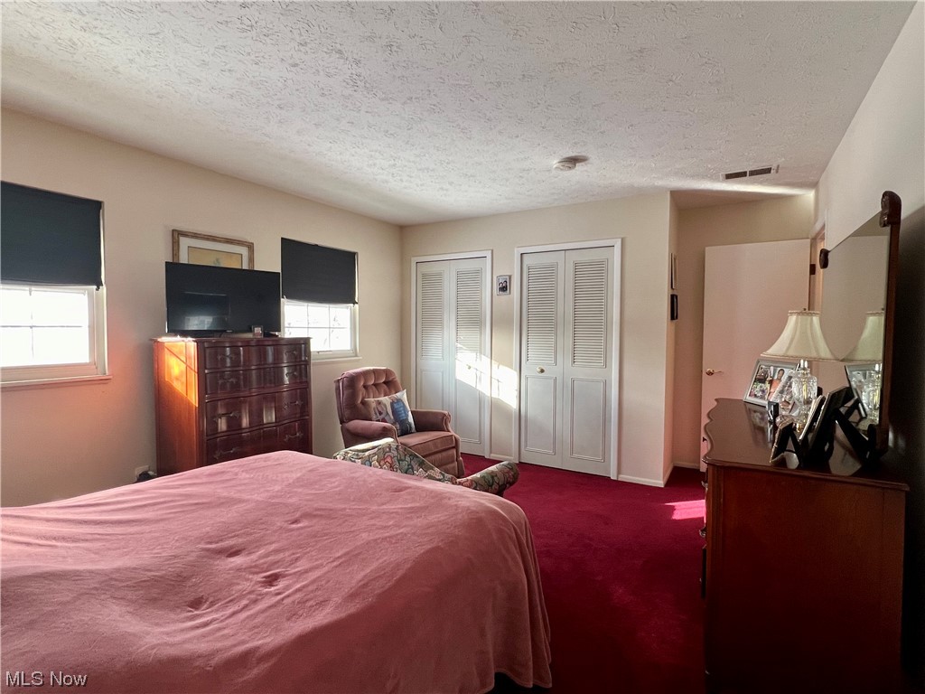 8240 Deepwood 1