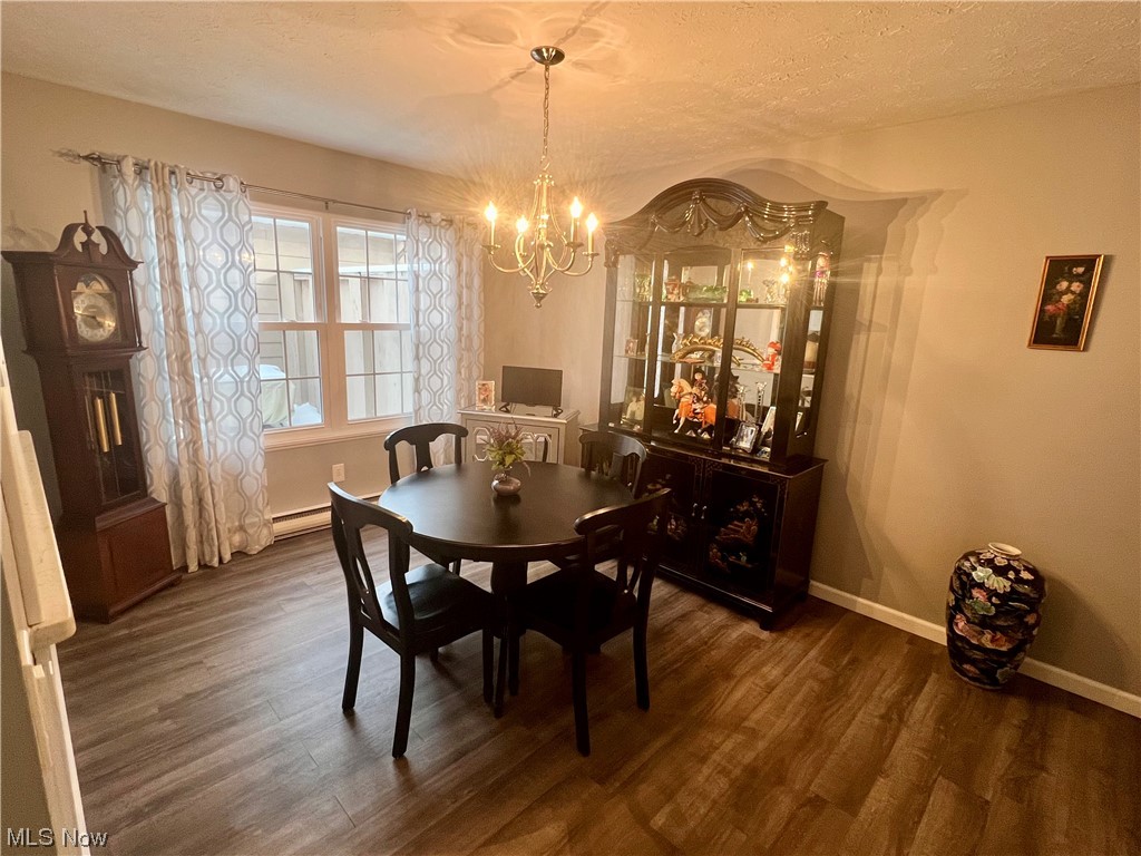 8240 Deepwood 1