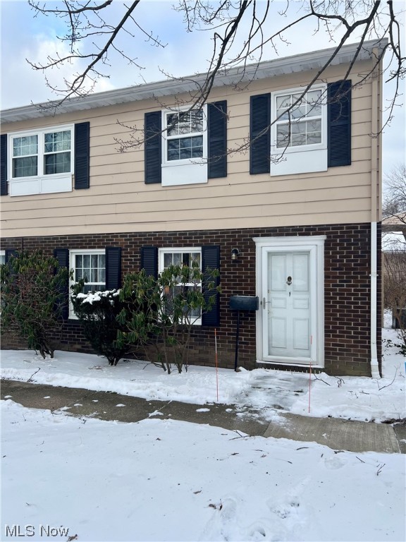 8240 Deepwood 1