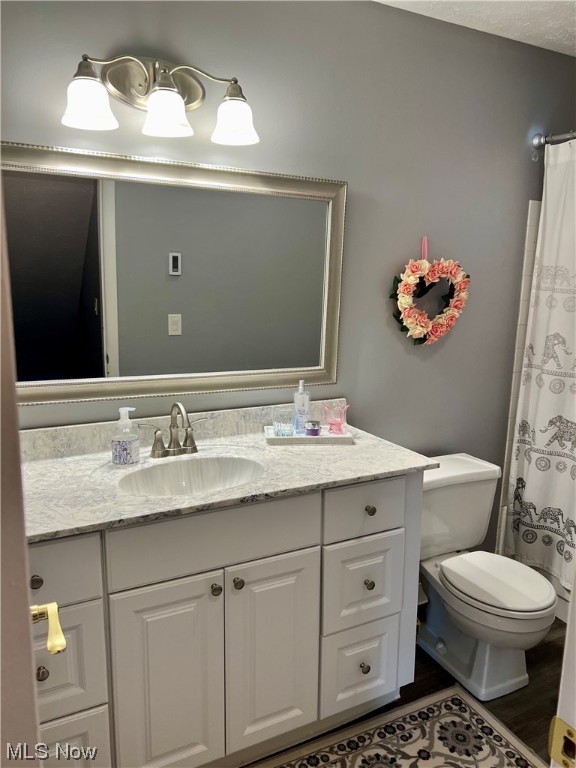 8240 Deepwood 1