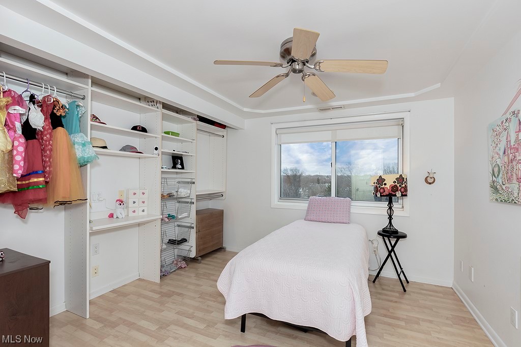 10301 Lake Avenue 822