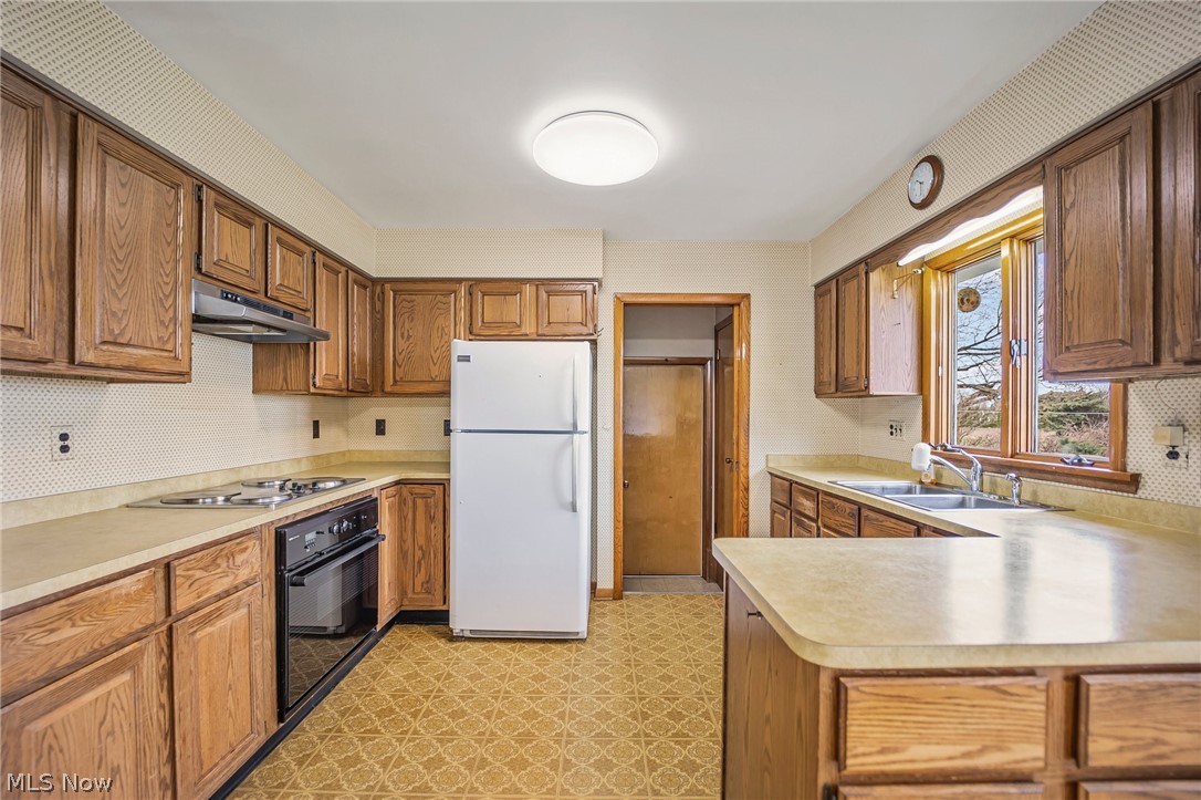 4995 Middle Ridge Road