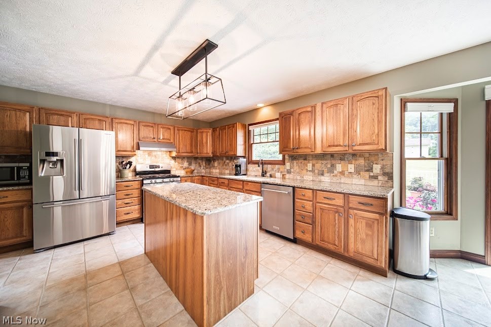 11590 Girdled Road