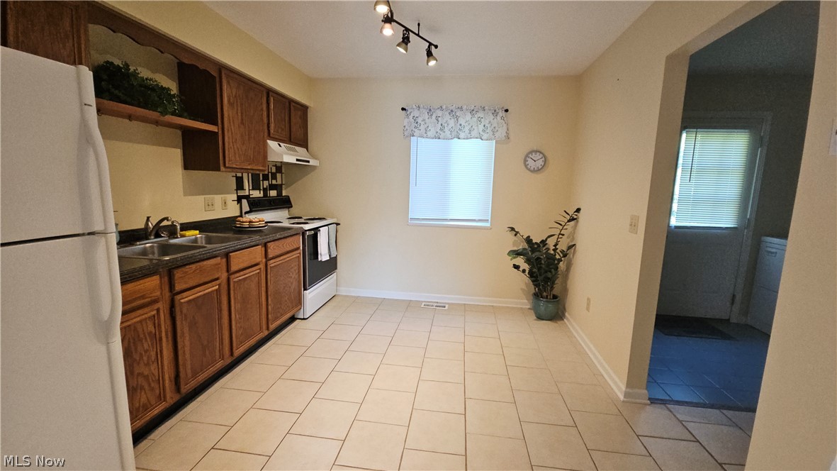 504 Maplebrook Drive