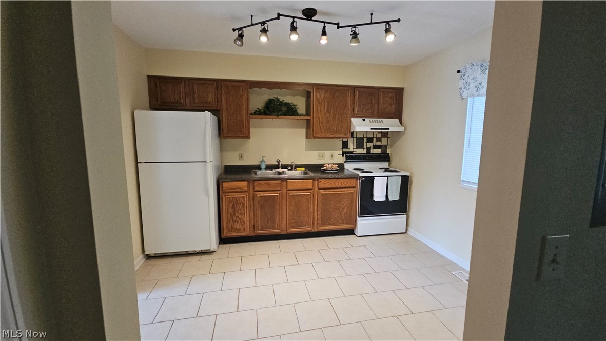 504 Maplebrook Drive