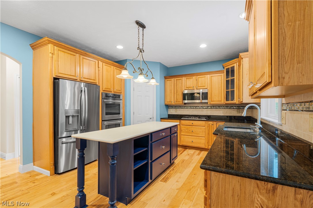 8000 Humphrey Hill Drive