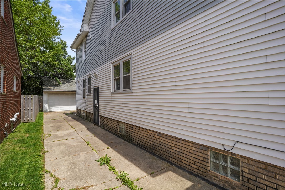 18039 Neff Road