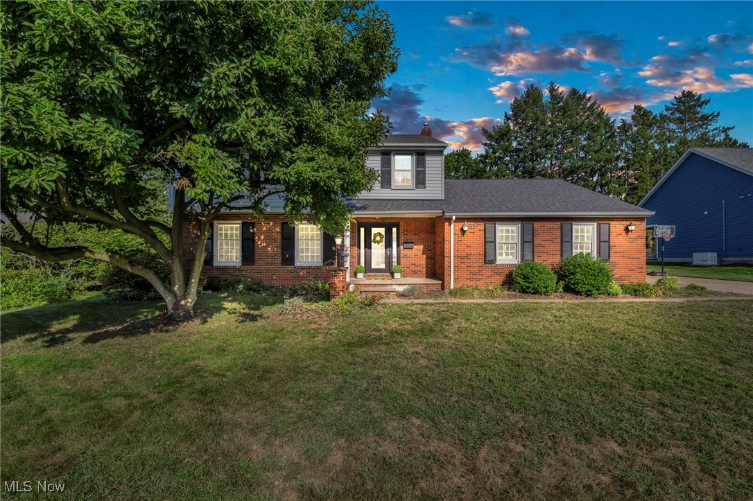7425 Sharonlee Drive