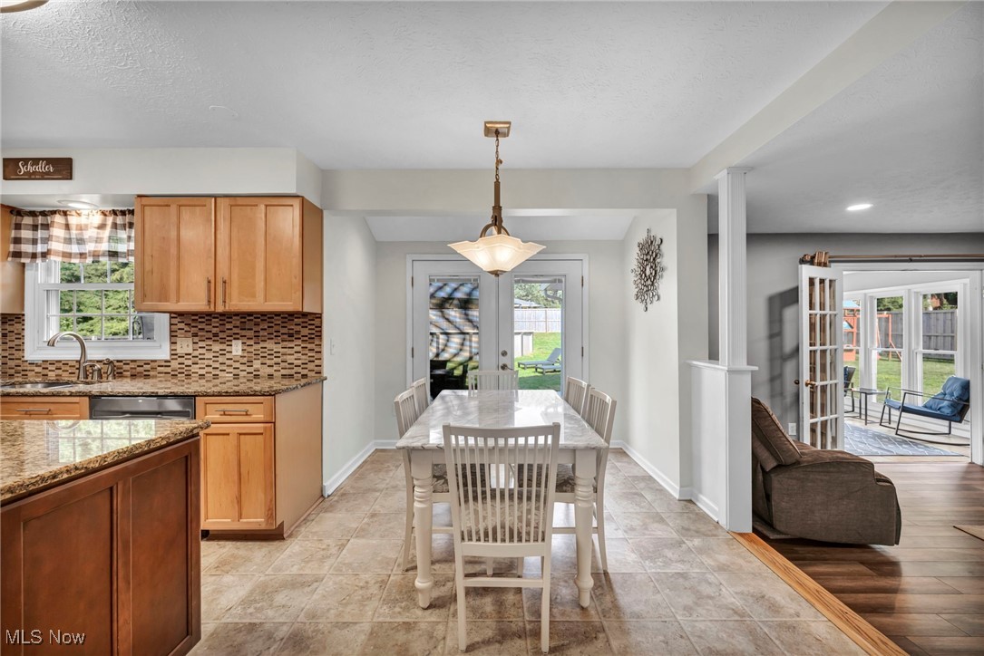 7425 Sharonlee Drive