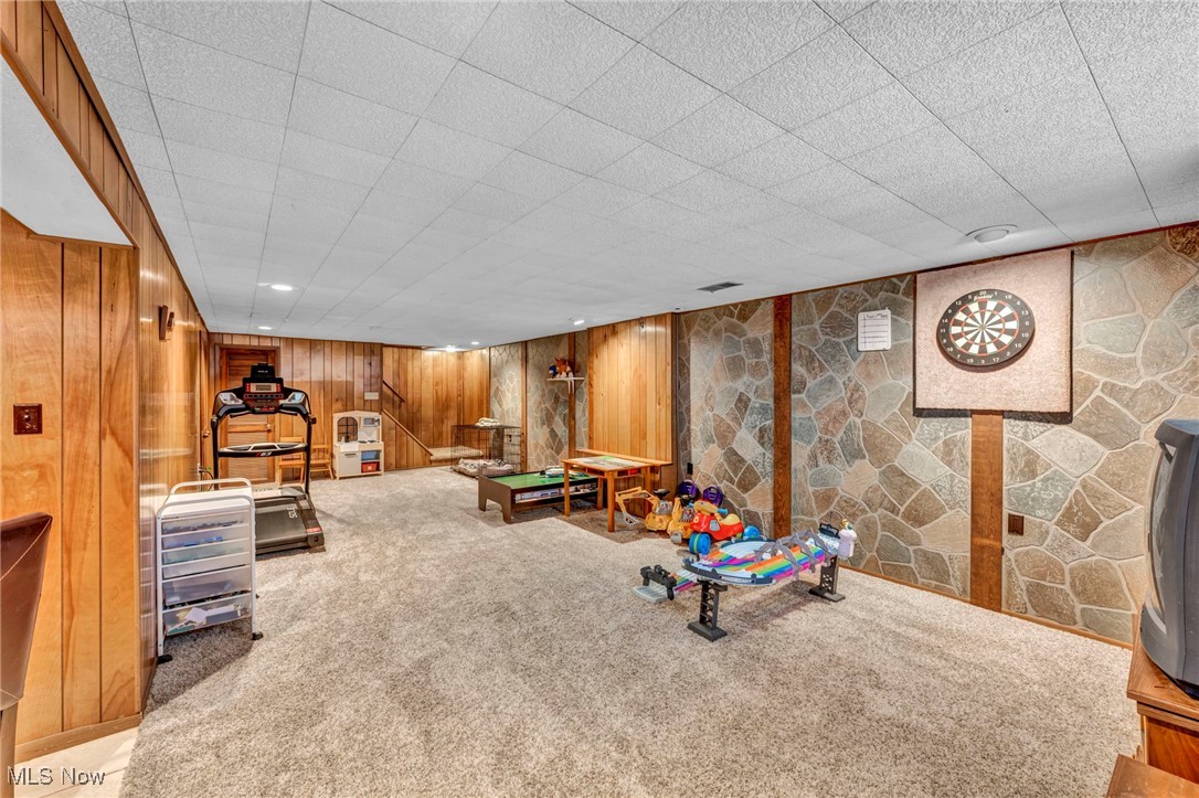 7425 Sharonlee Drive