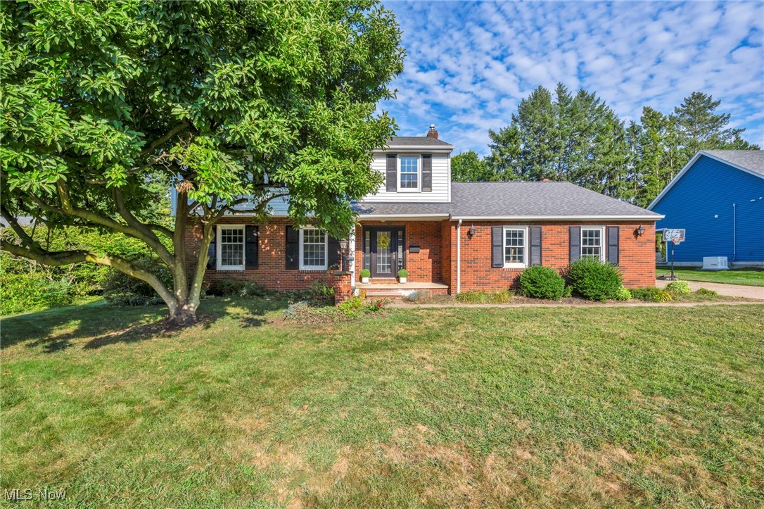 7425 Sharonlee Drive