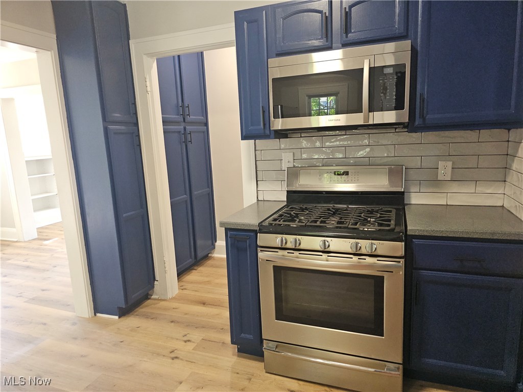 1009 Nela View Road